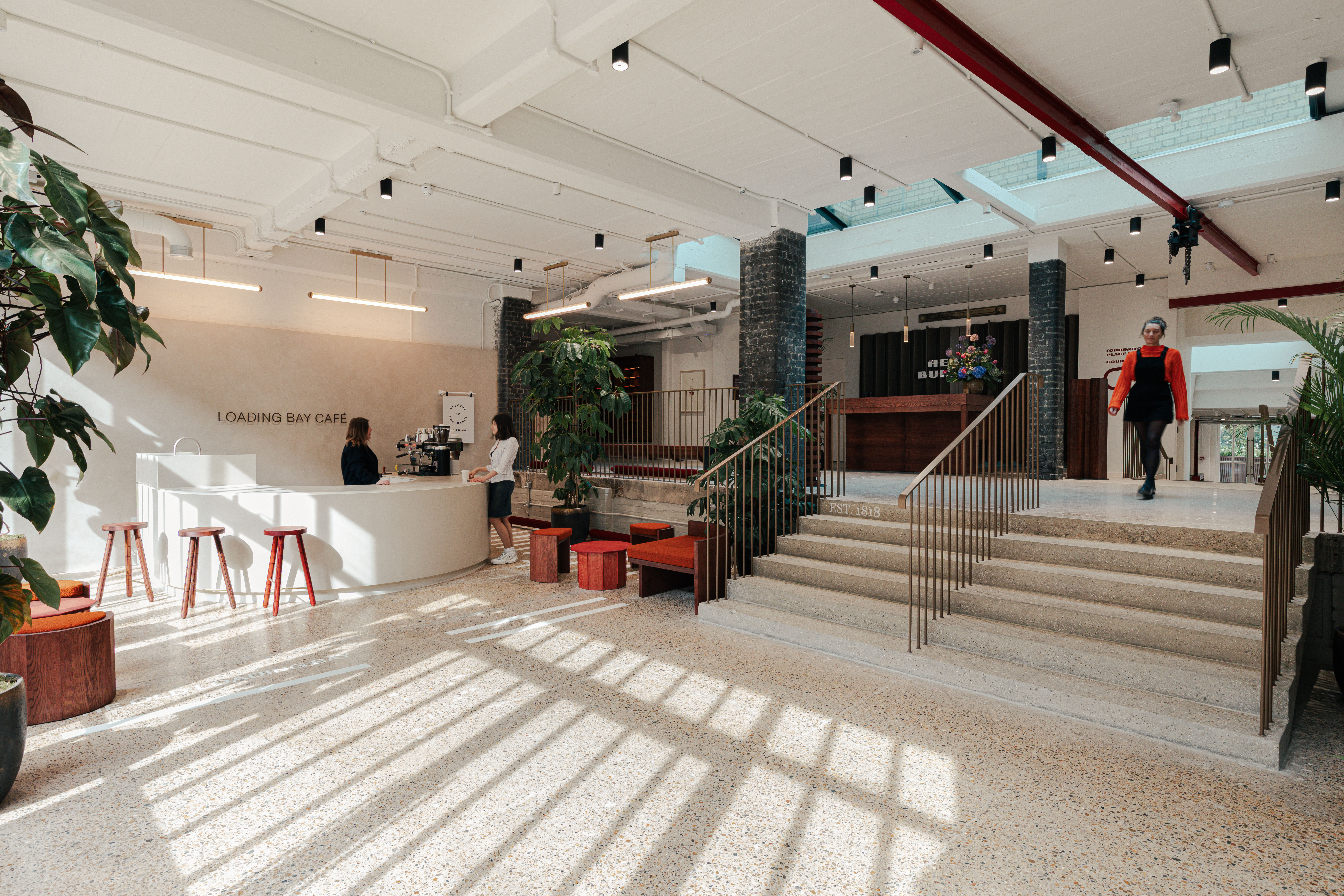 Heals Building photo 4