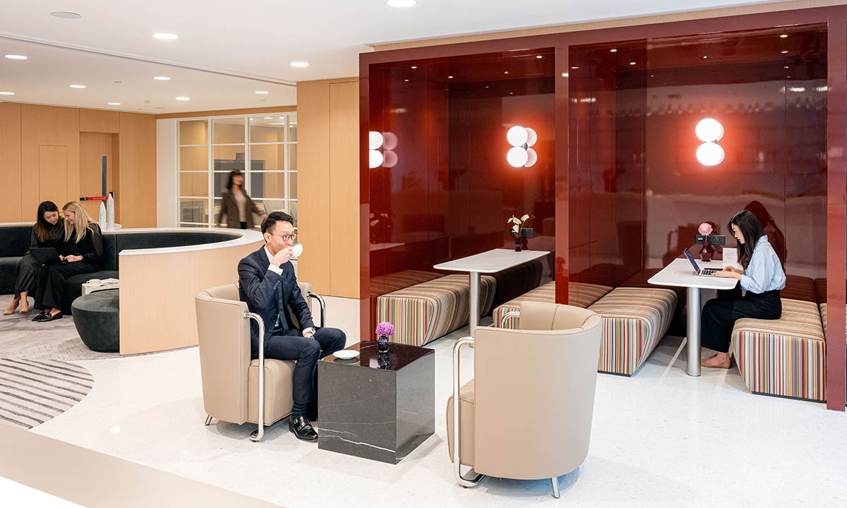 One IFC  photo 6