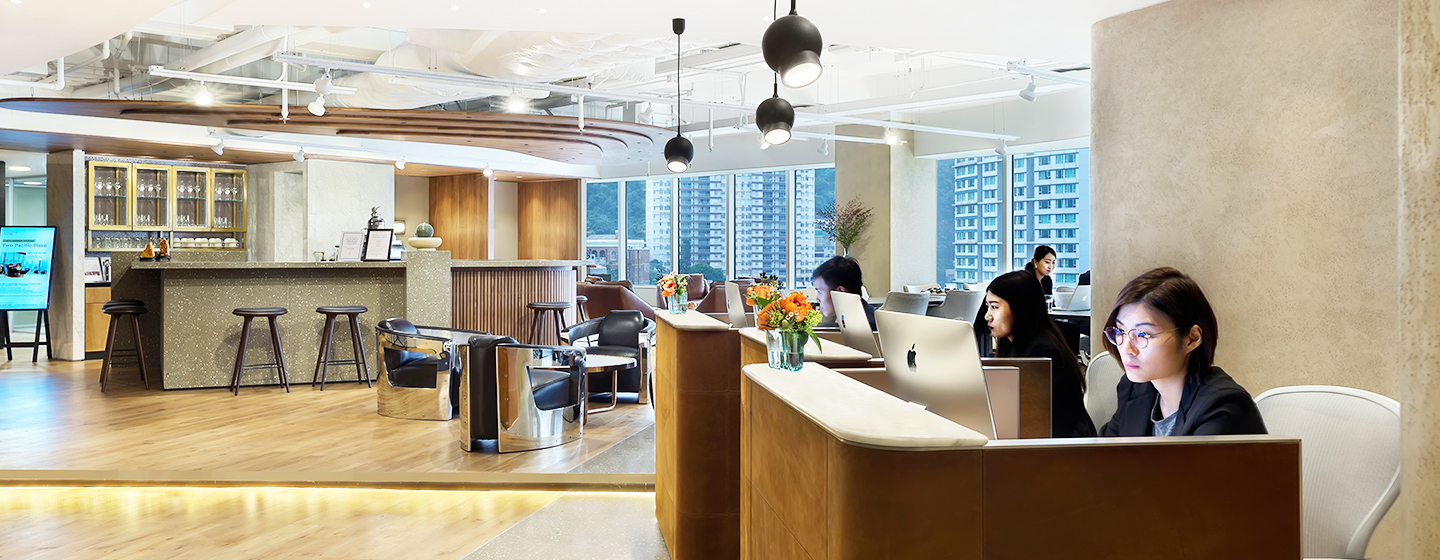 Two Pacific Place photo 7