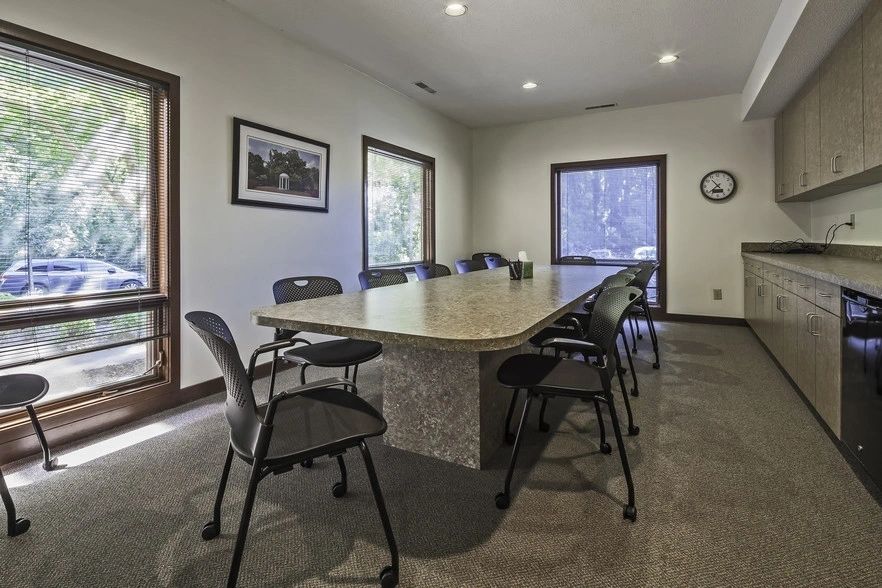 Cornerstone Workspace 880 MLK Jr. Blvd photo 6