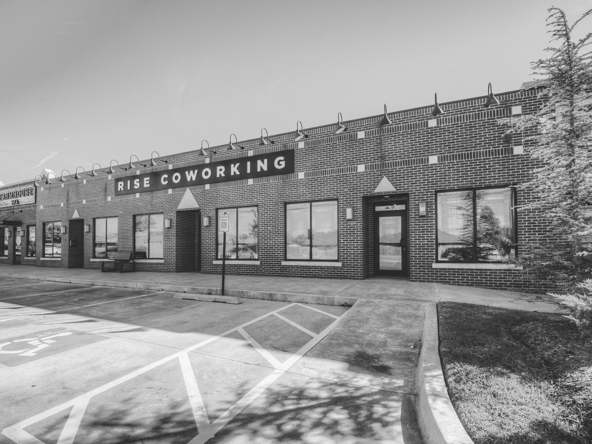 2100 North Eastern Avenue