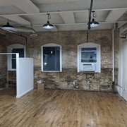 936 Exchange Street photo 3