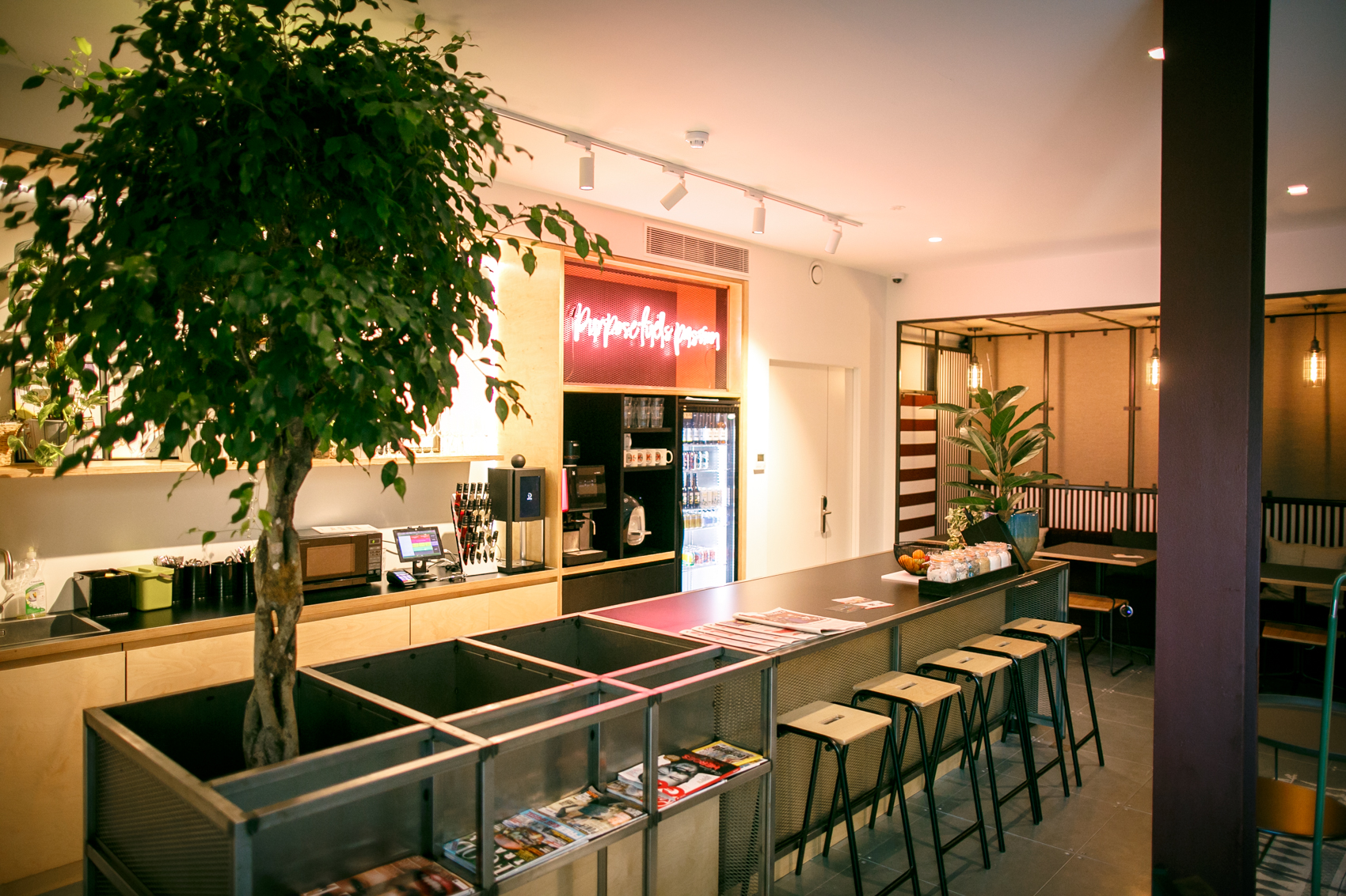 Peoples Mission Hall - Aldgate East photo 5