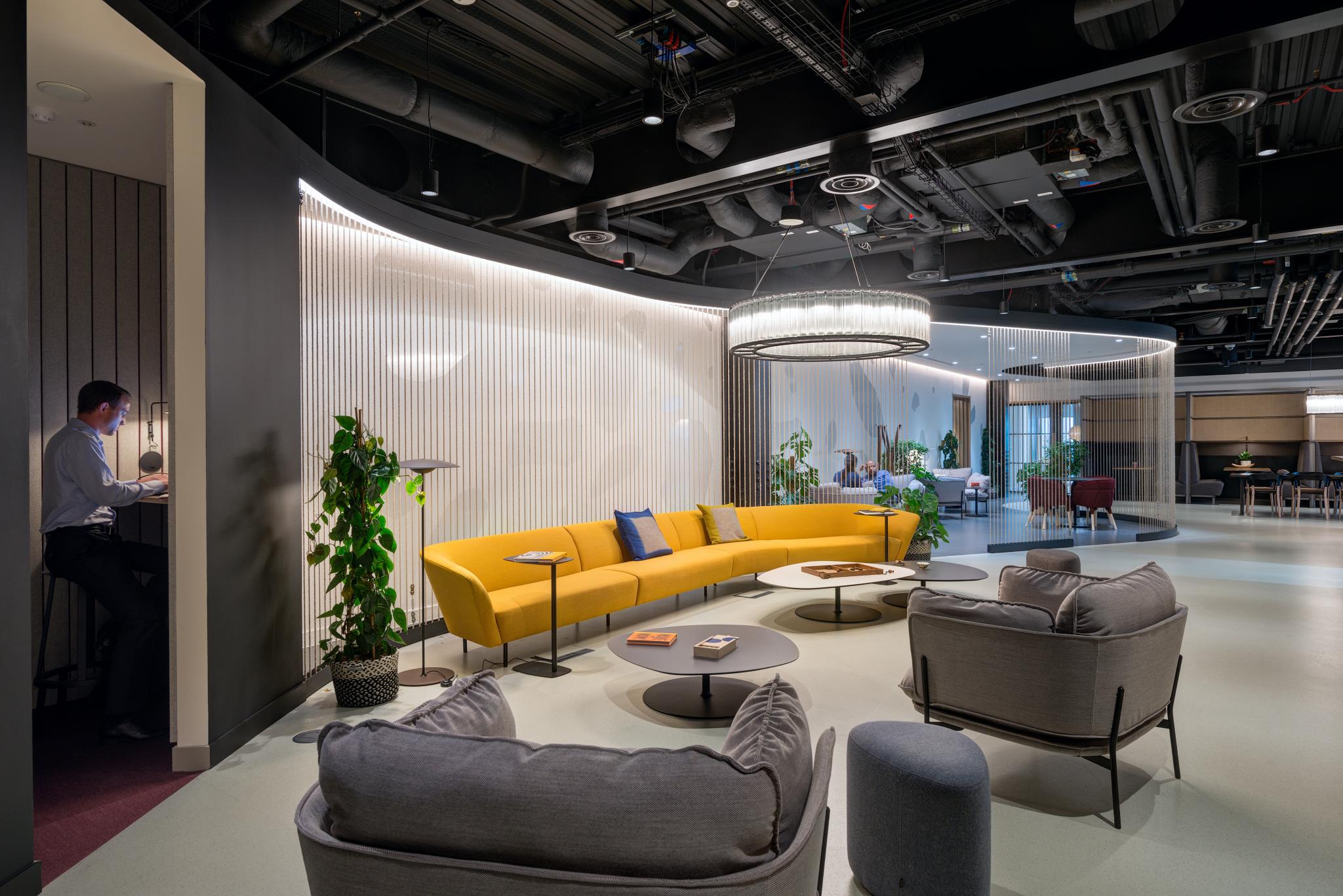 Storey at 4 Kingdom Street