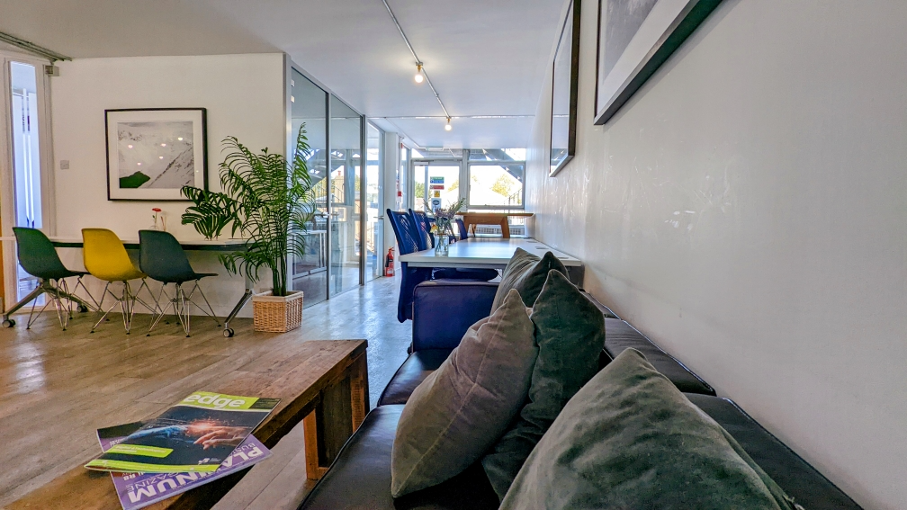Metro House, Chichester photo 4