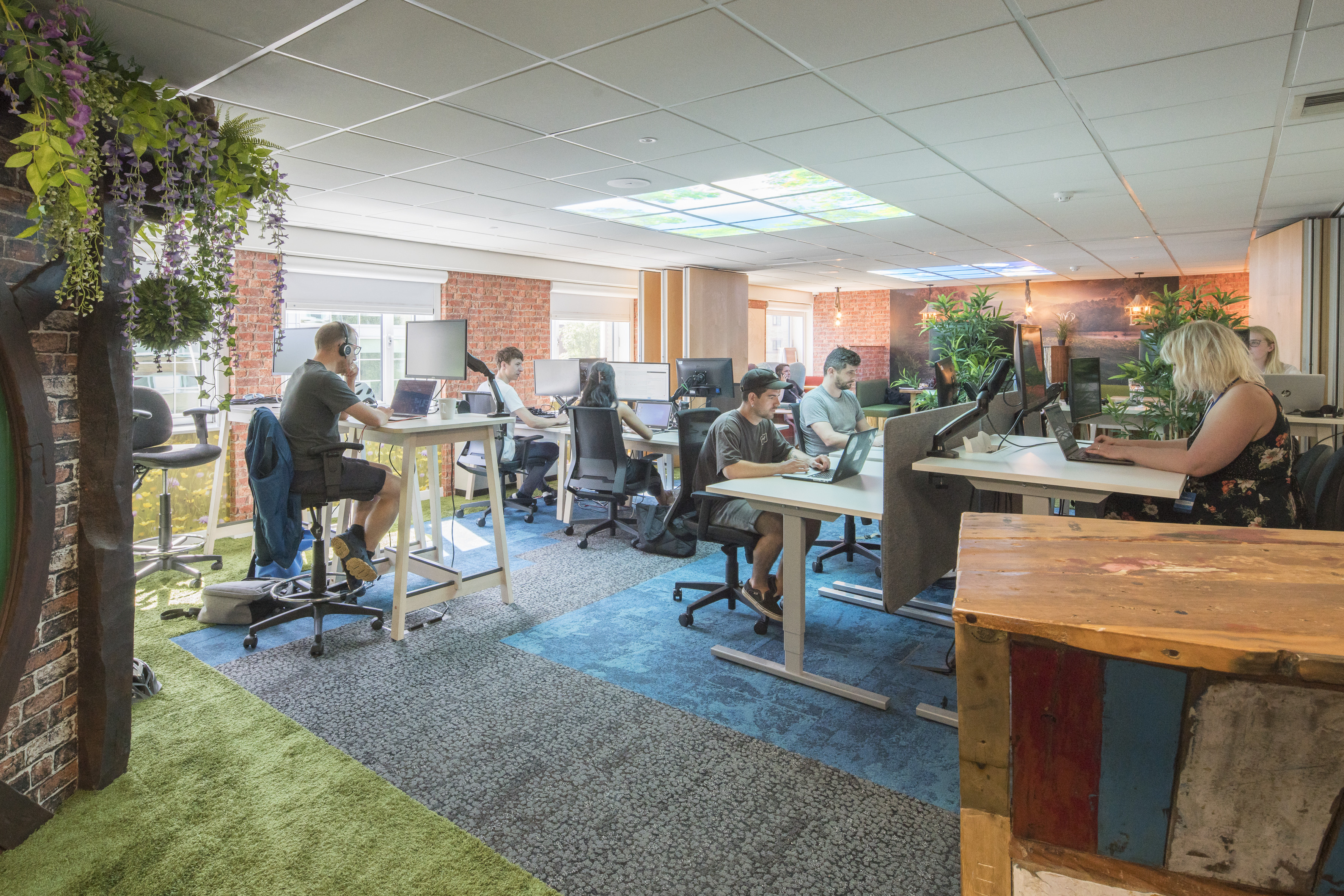 DeskLodge House photo 2