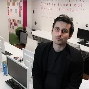 15 Rue de la Fontaine au Roi photo 2