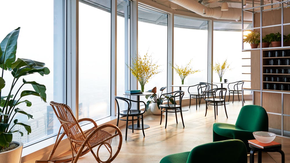 Salesforce Tower photo 8