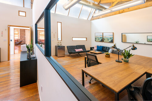 660 York Street photo 6