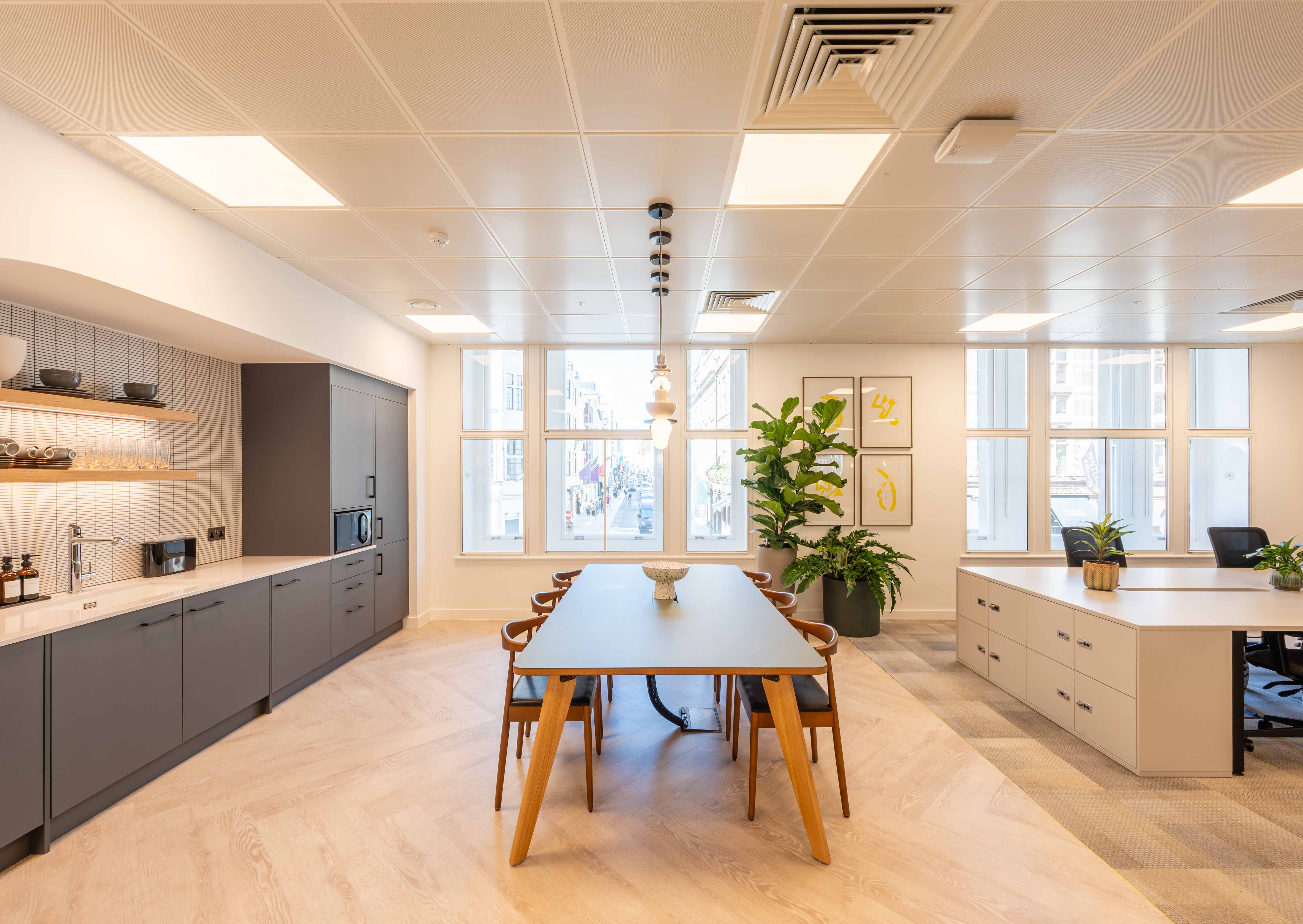 166 Piccadilly photo 5