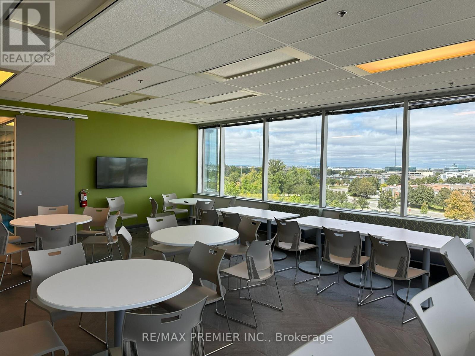 5060 Spectrum Way - Mississauga photo 4
