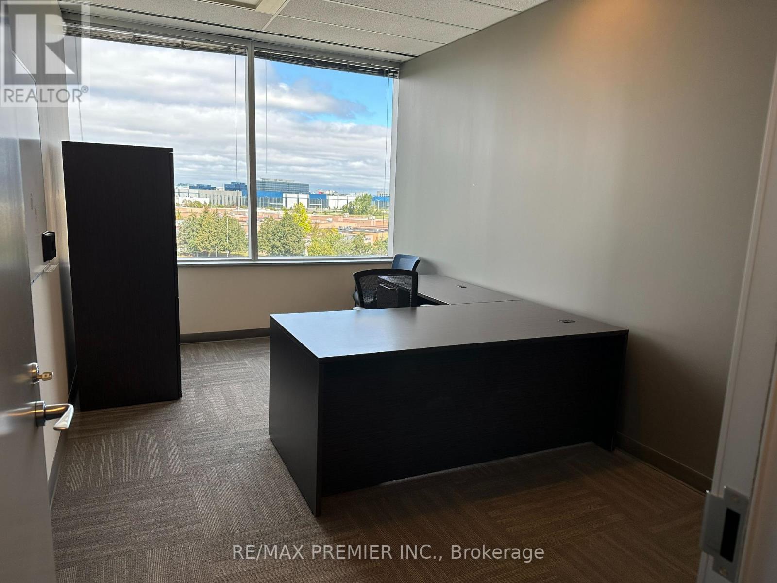 5060 Spectrum Way - Mississauga photo 3