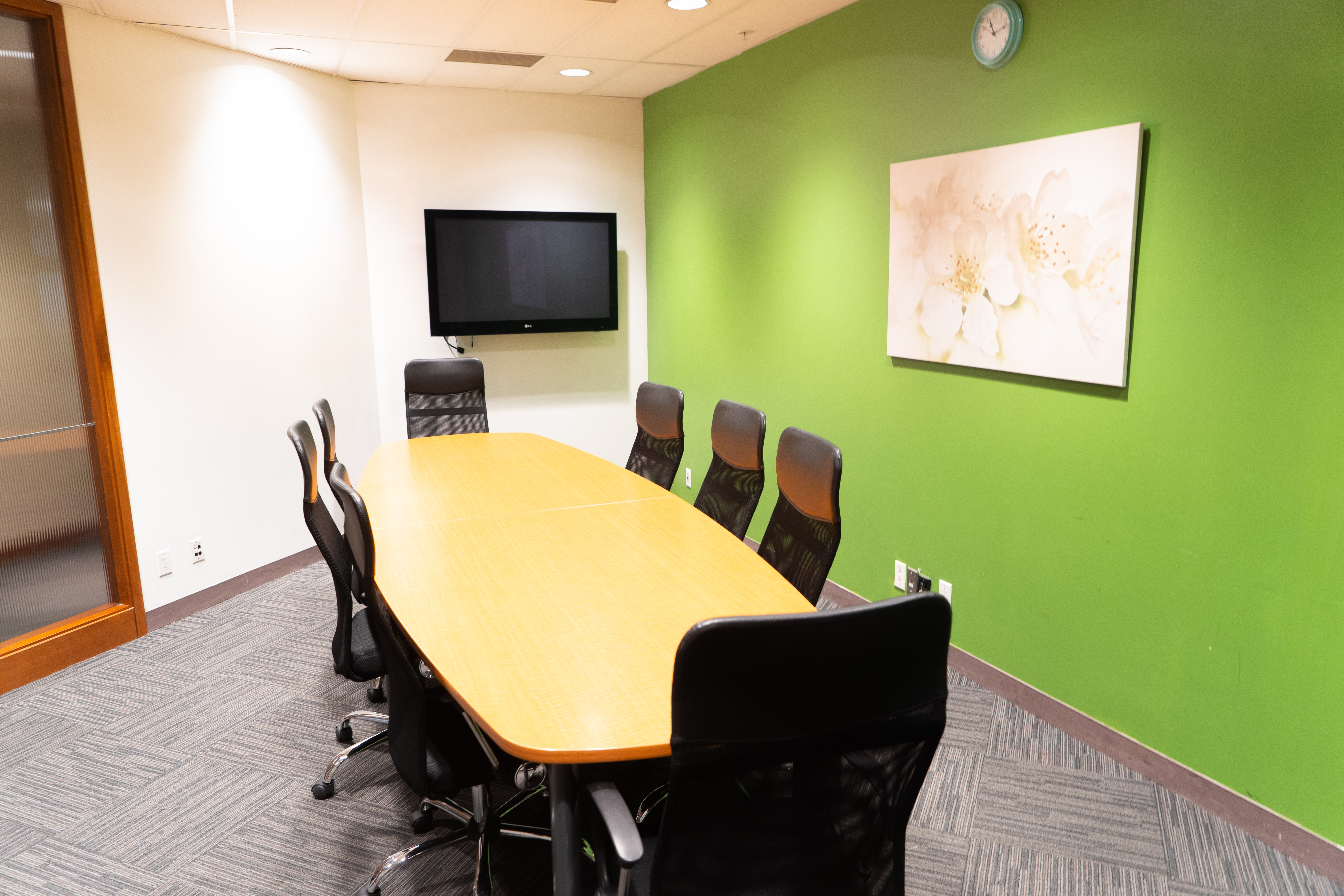 25 Sheppard Ave W photo 9