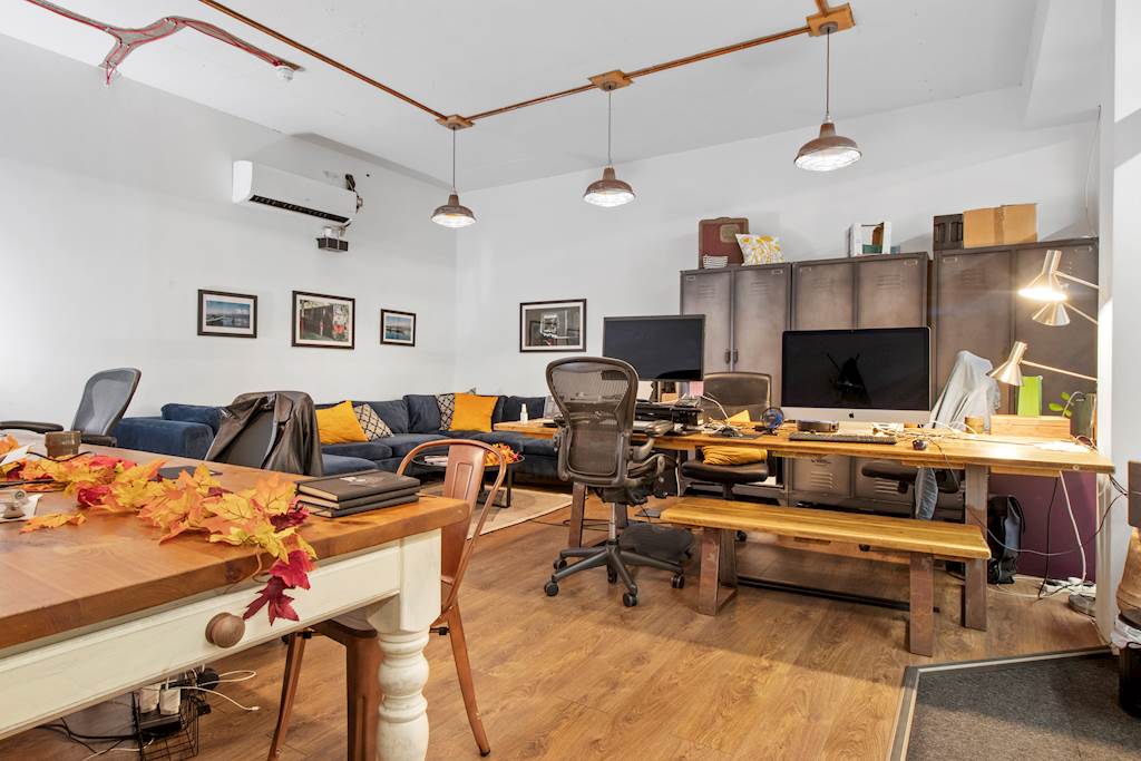 Arthaus photo 2