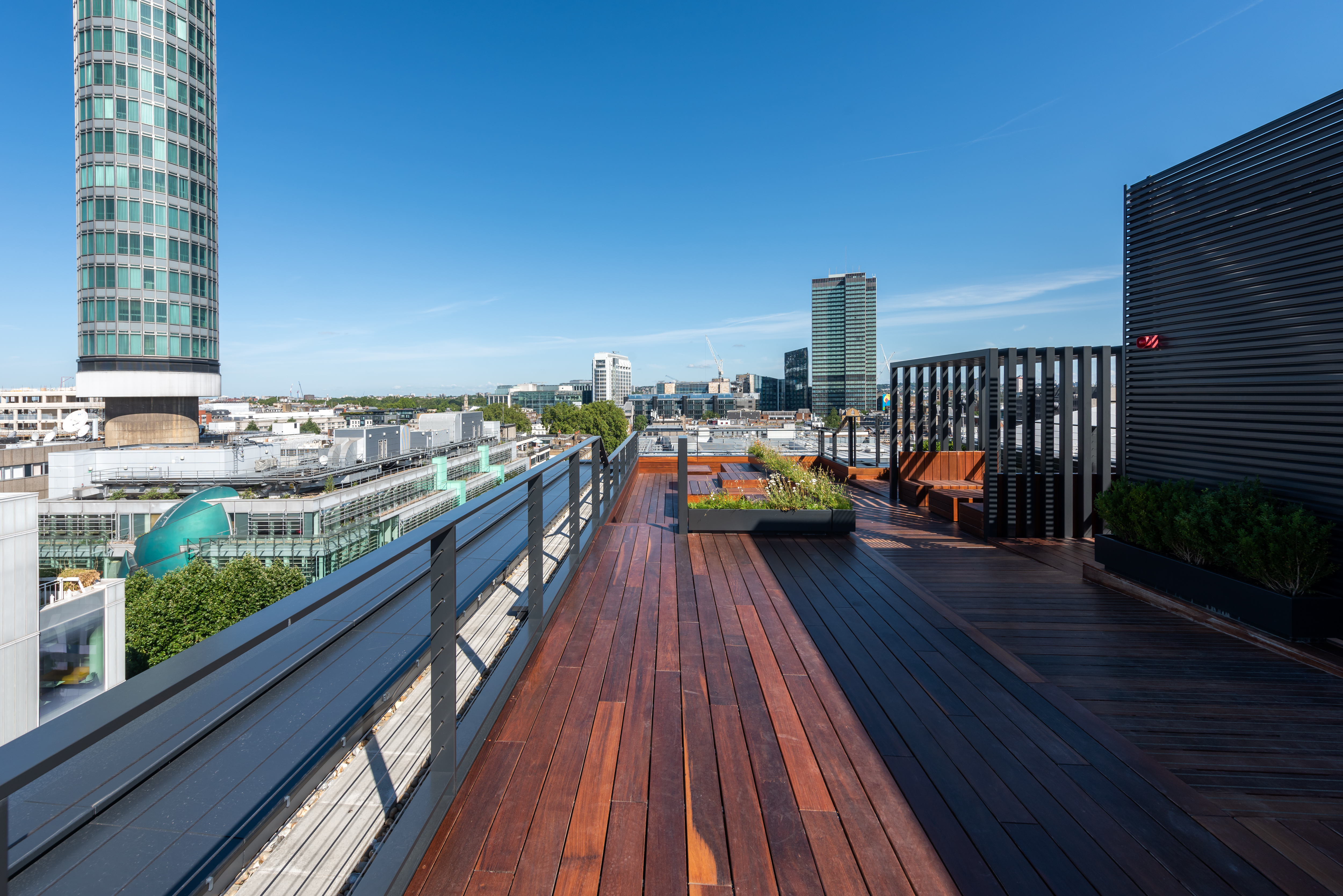 80 Charlotte Street photo 3