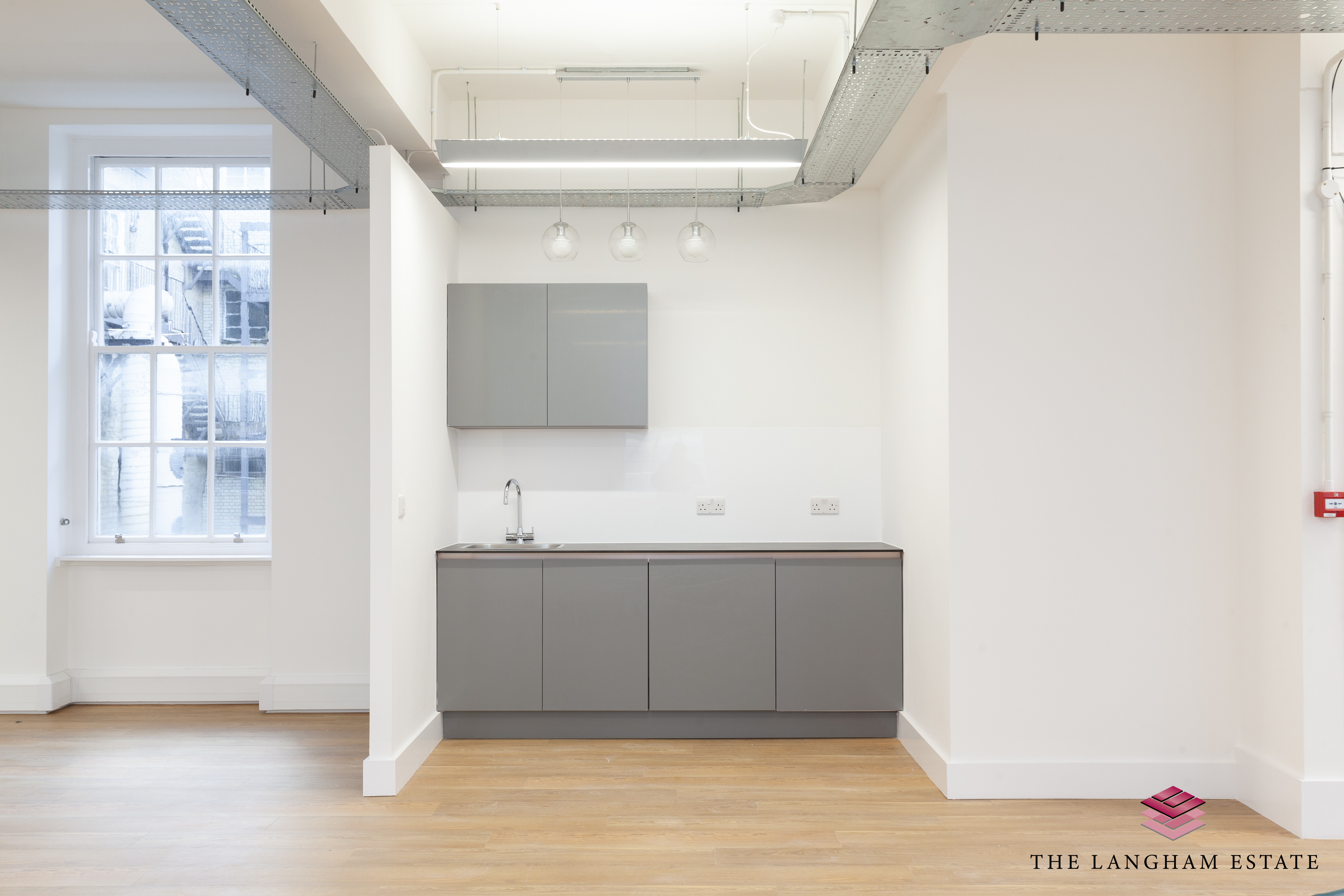 Portland House photo 12