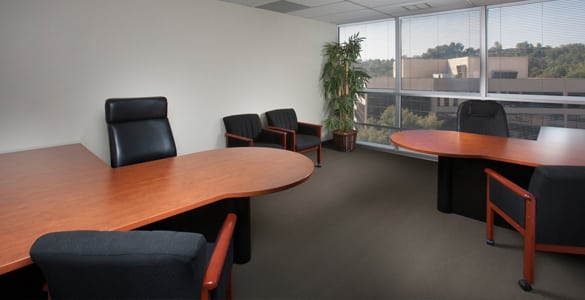 Encino Financial Center photo 9