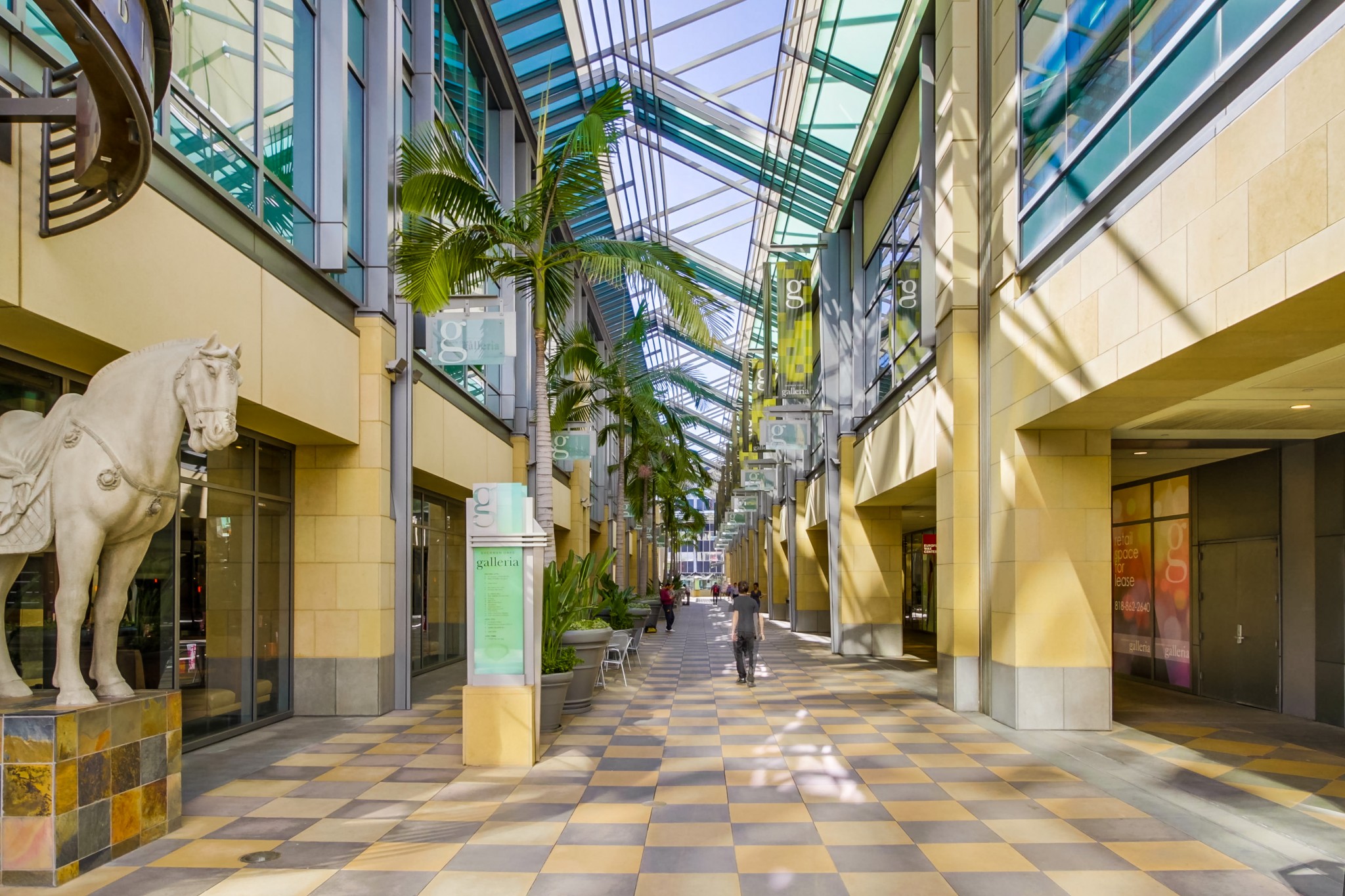 Sherman Oaks Galleria photo 5
