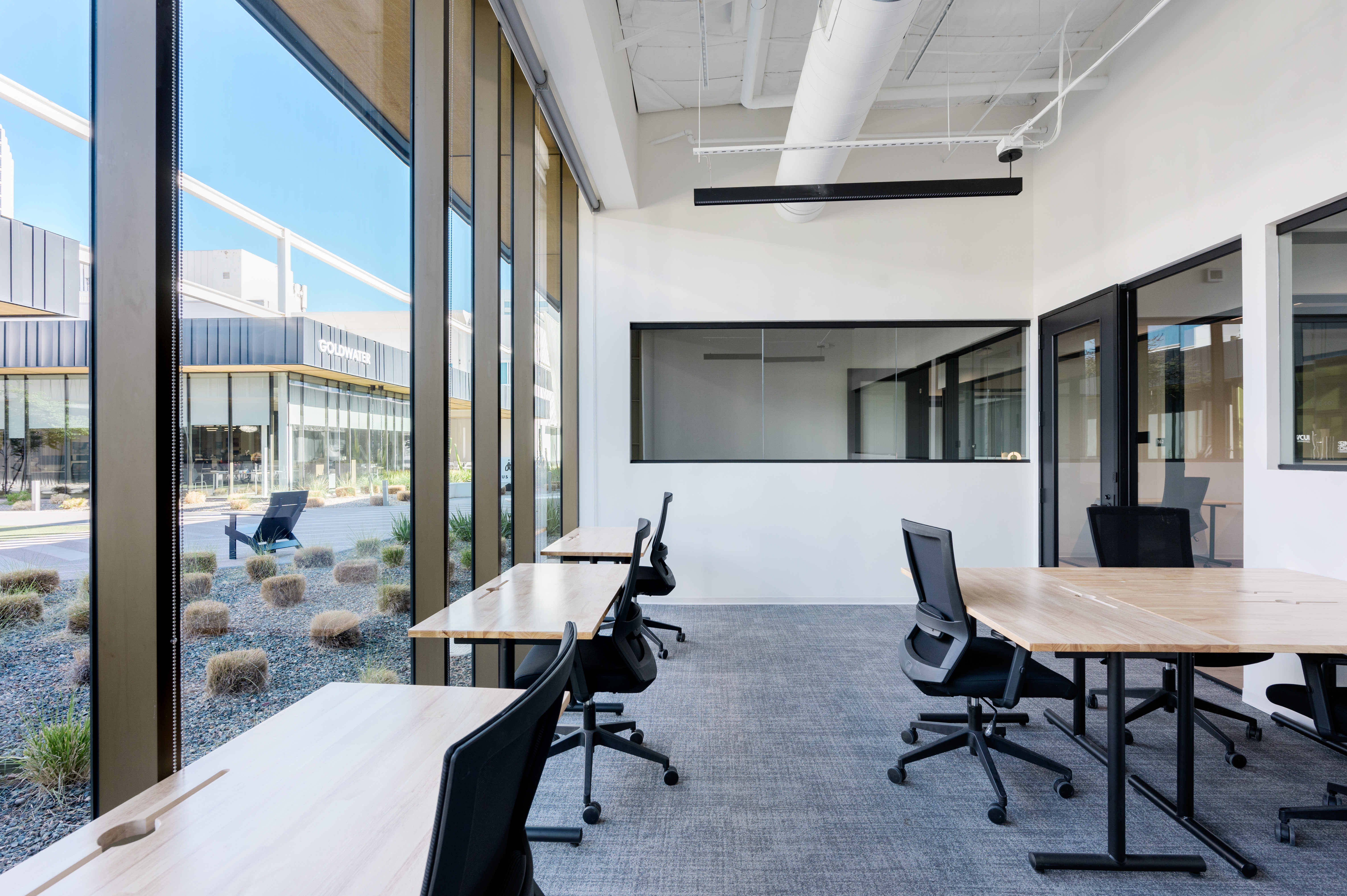 Phoenix - Midtown photo 11