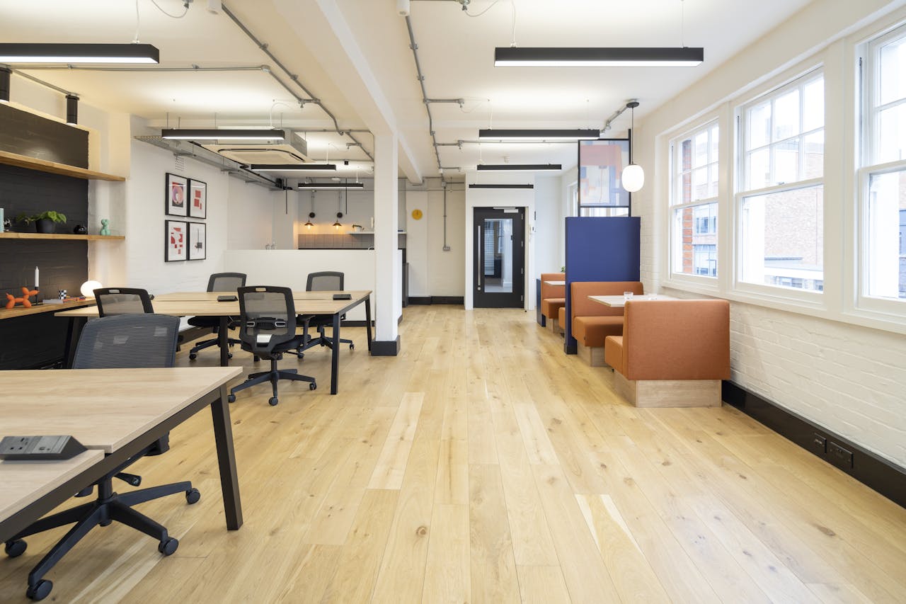 55 Goswell Road photo 4