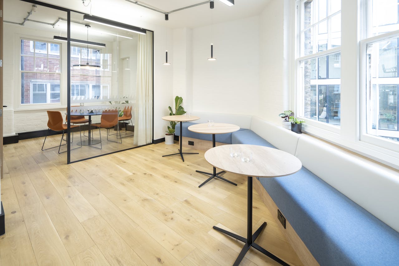 55 Goswell Road photo 5