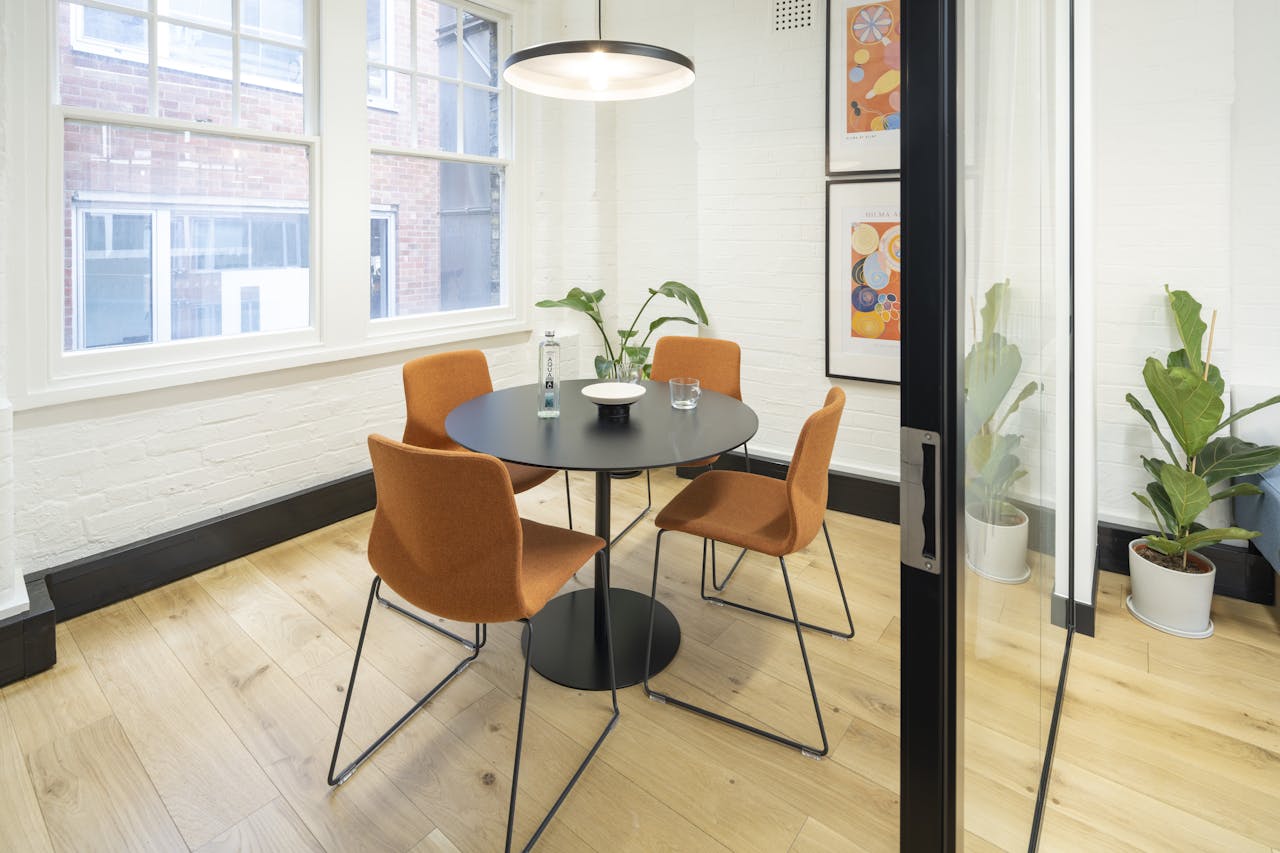 55 Goswell Road photo 6