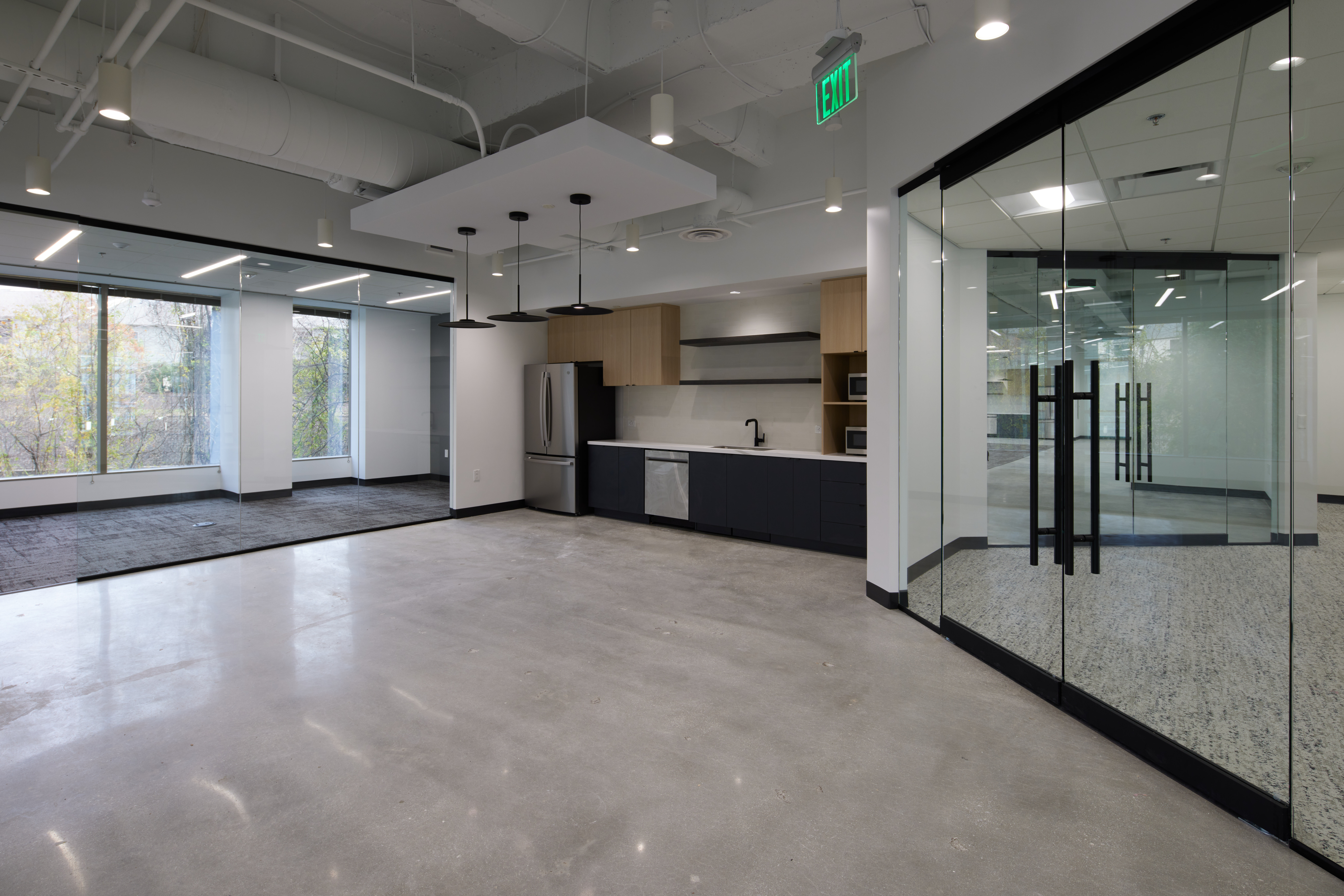 5600 Glenridge Drive