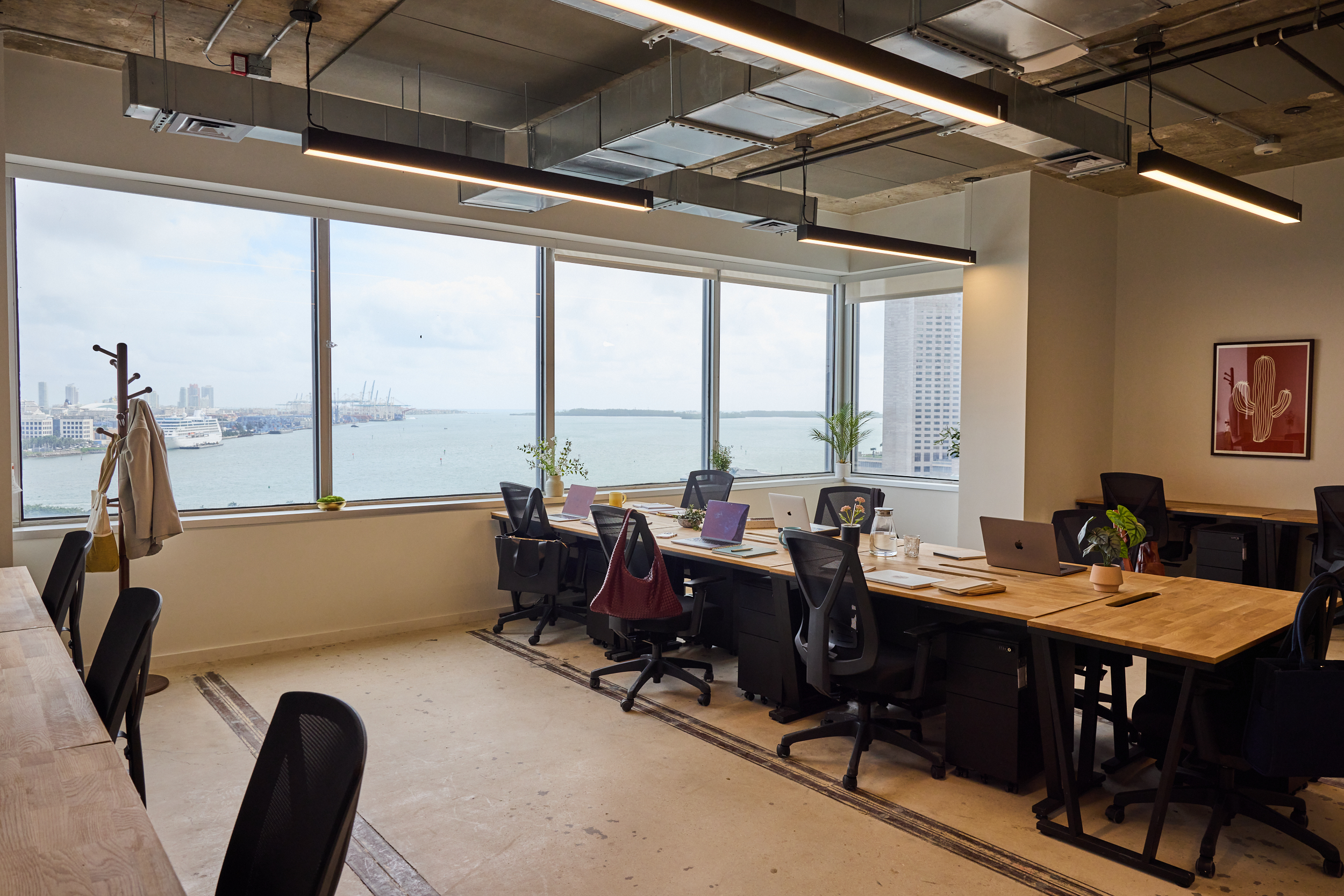 Mindspace 100 Biscayne, Downtown Miami photo 4