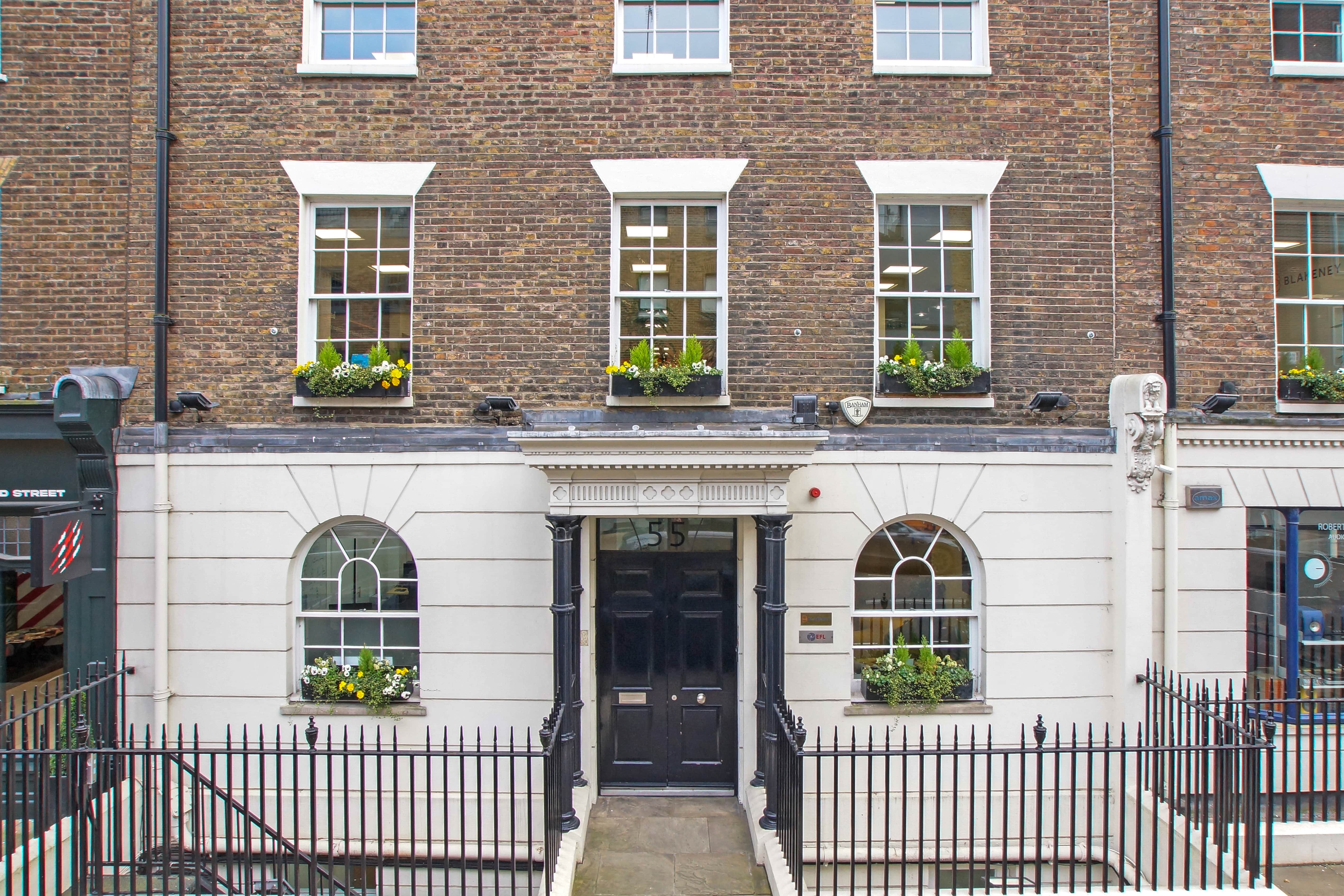 55 Blandford photo 8
