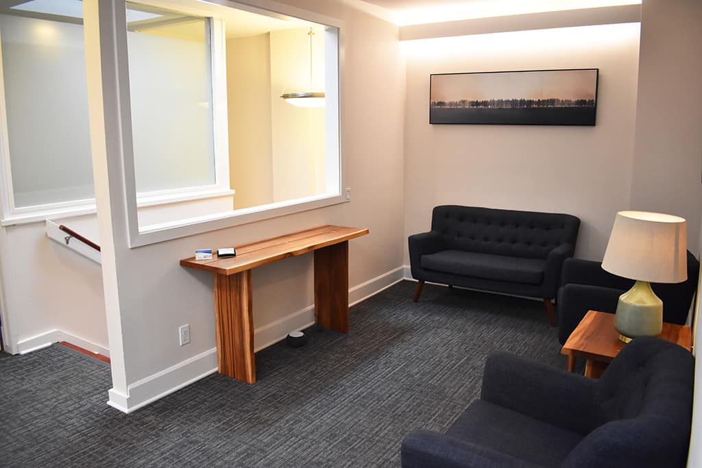 1507 Queen Anne Ave N