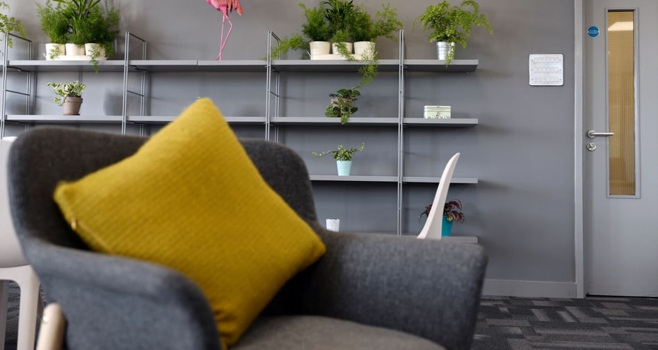 57 Putney Bridge Road photo 2