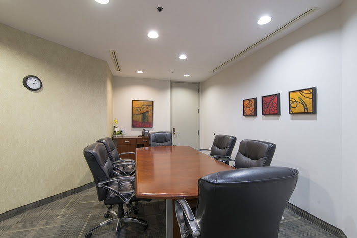 440 Laurier Ave photo 8