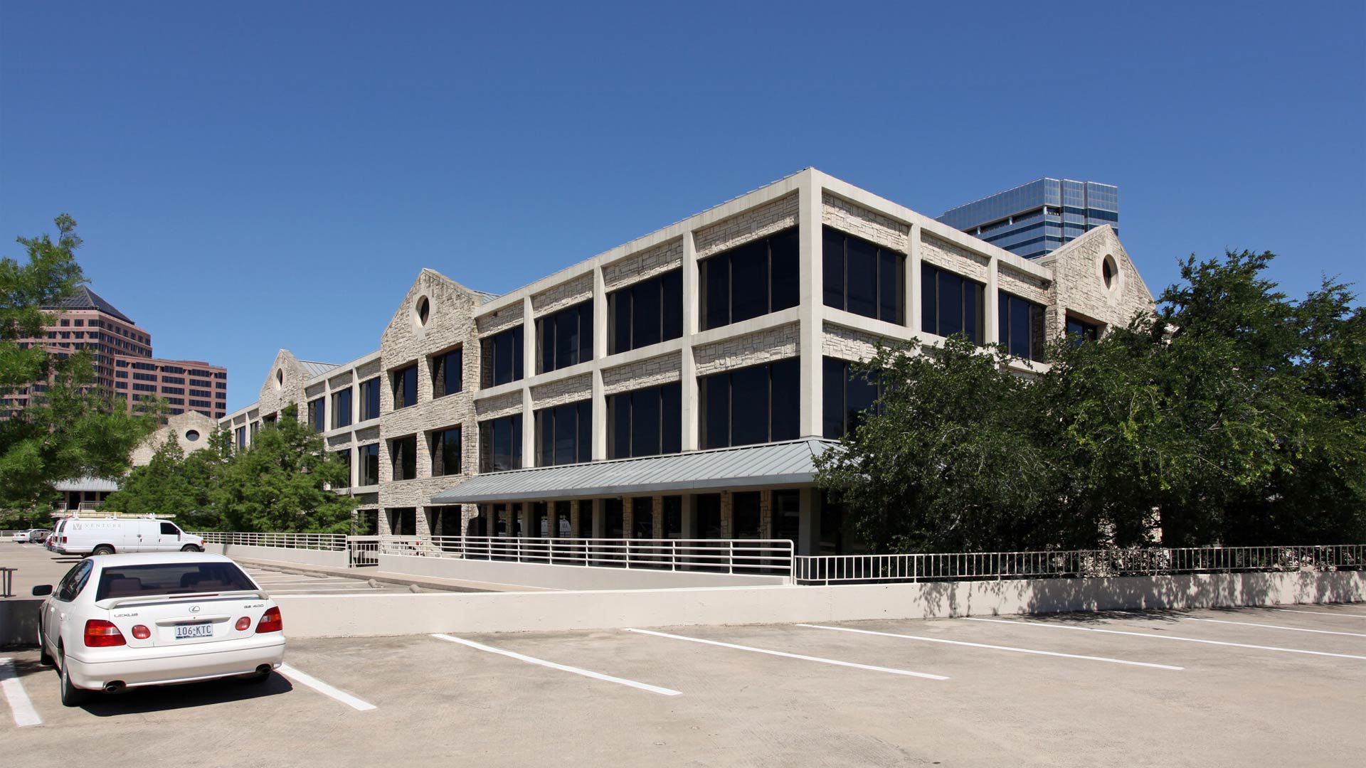 Riverside Commons  photo 11