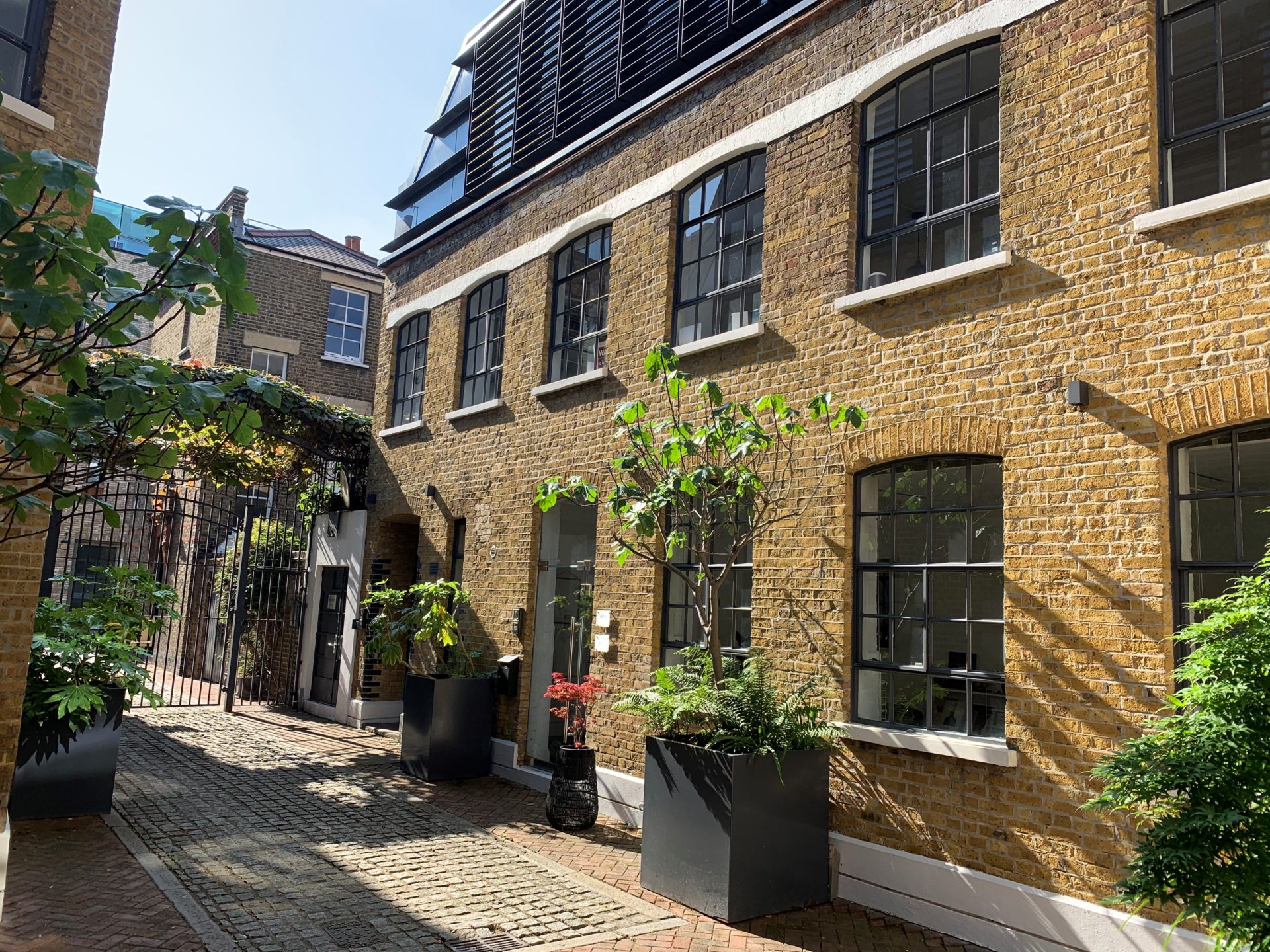 Plantain Place photo 2