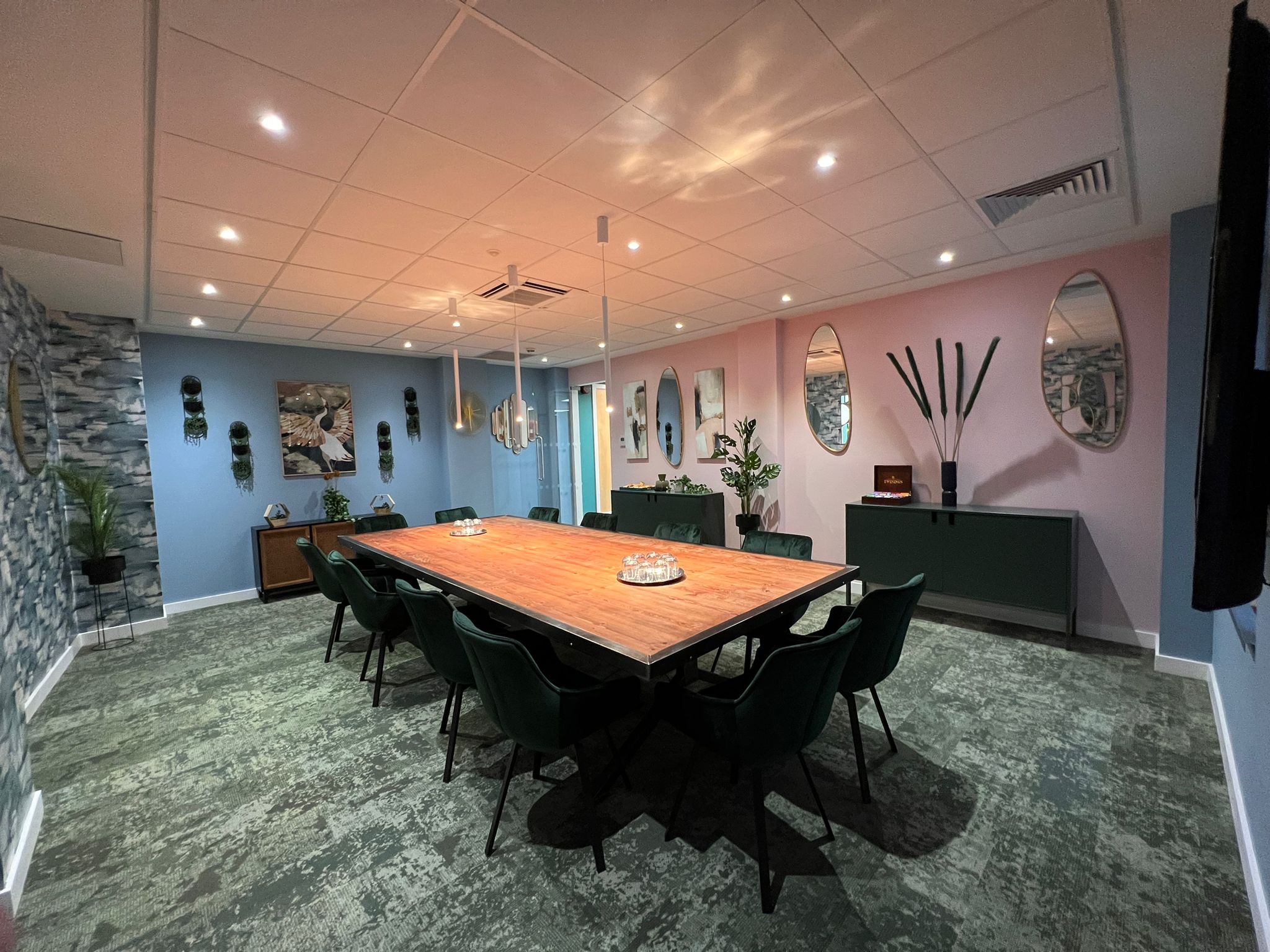 Longcroft House photo 5