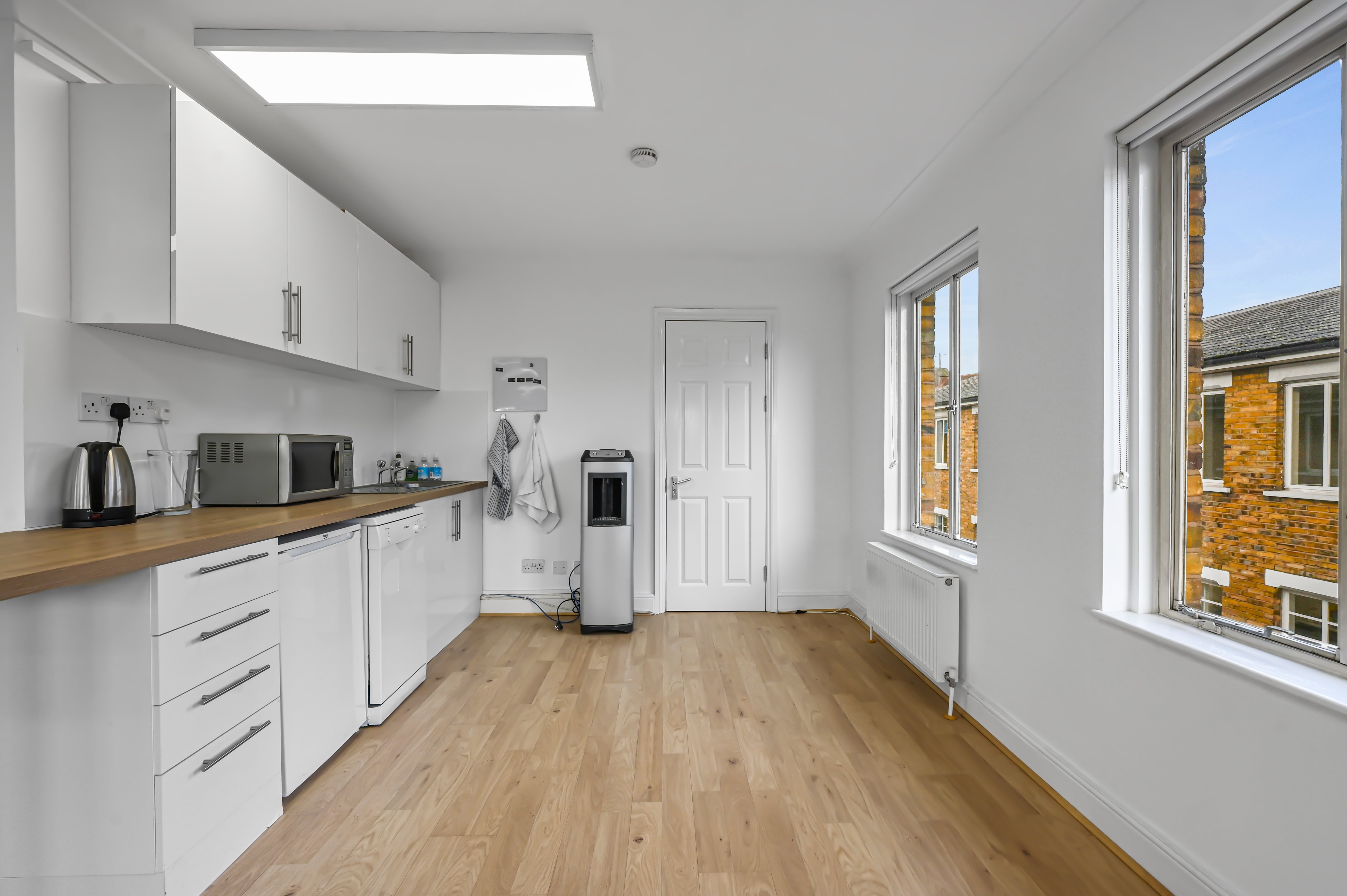Hillgate Place photo 3