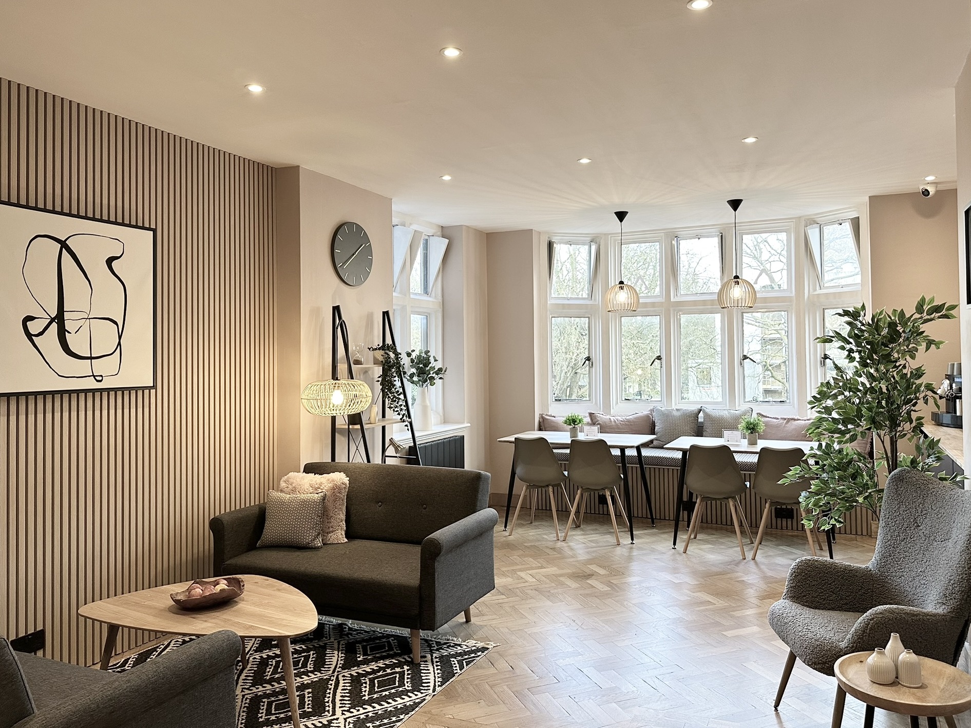 Belsyre Court photo 4