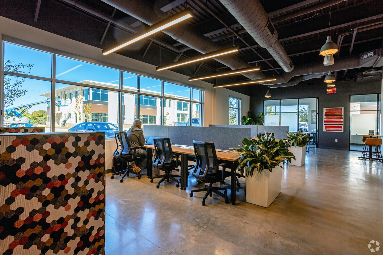 Austin - Four Points photo 6