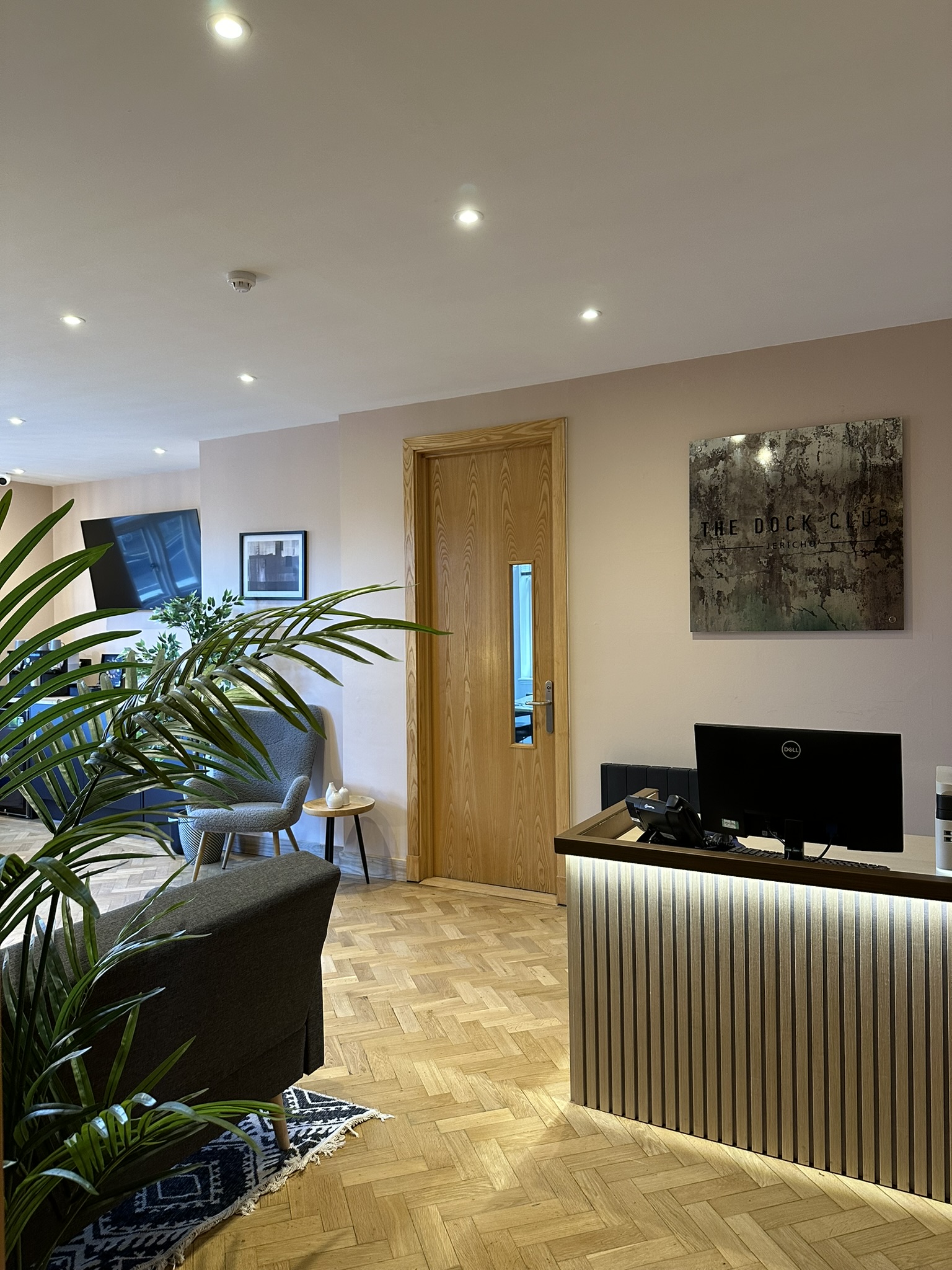 Belsyre Court photo 9