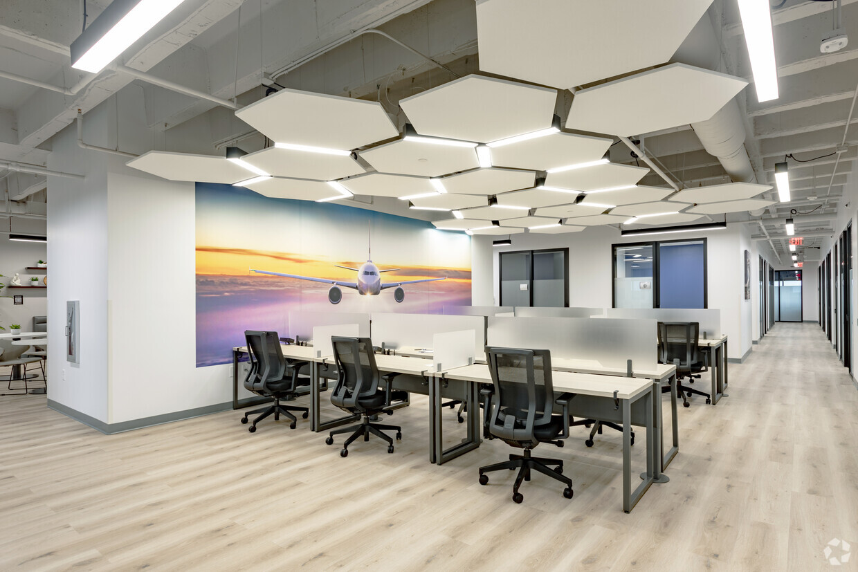 Office Evolution - West Palm Beach photo 8