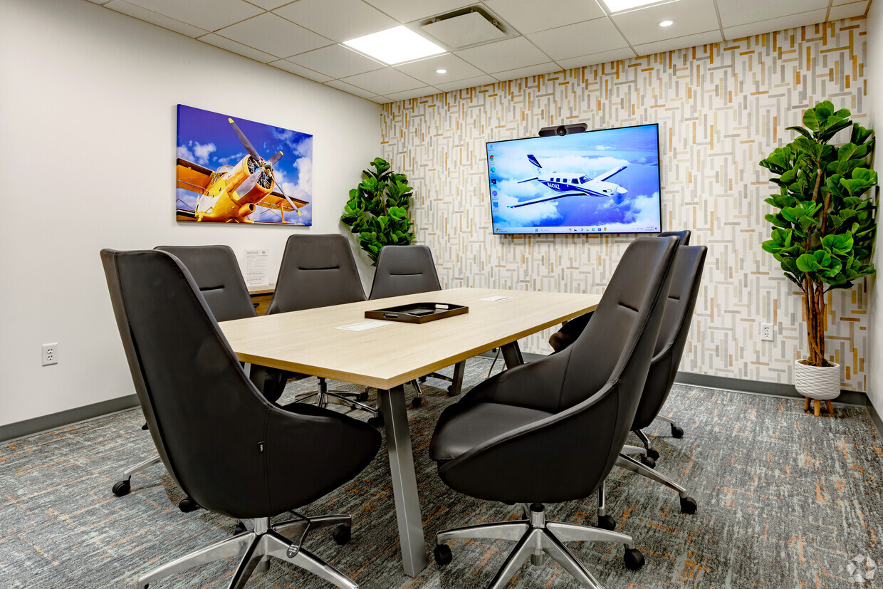 Office Evolution - West Palm Beach photo 11