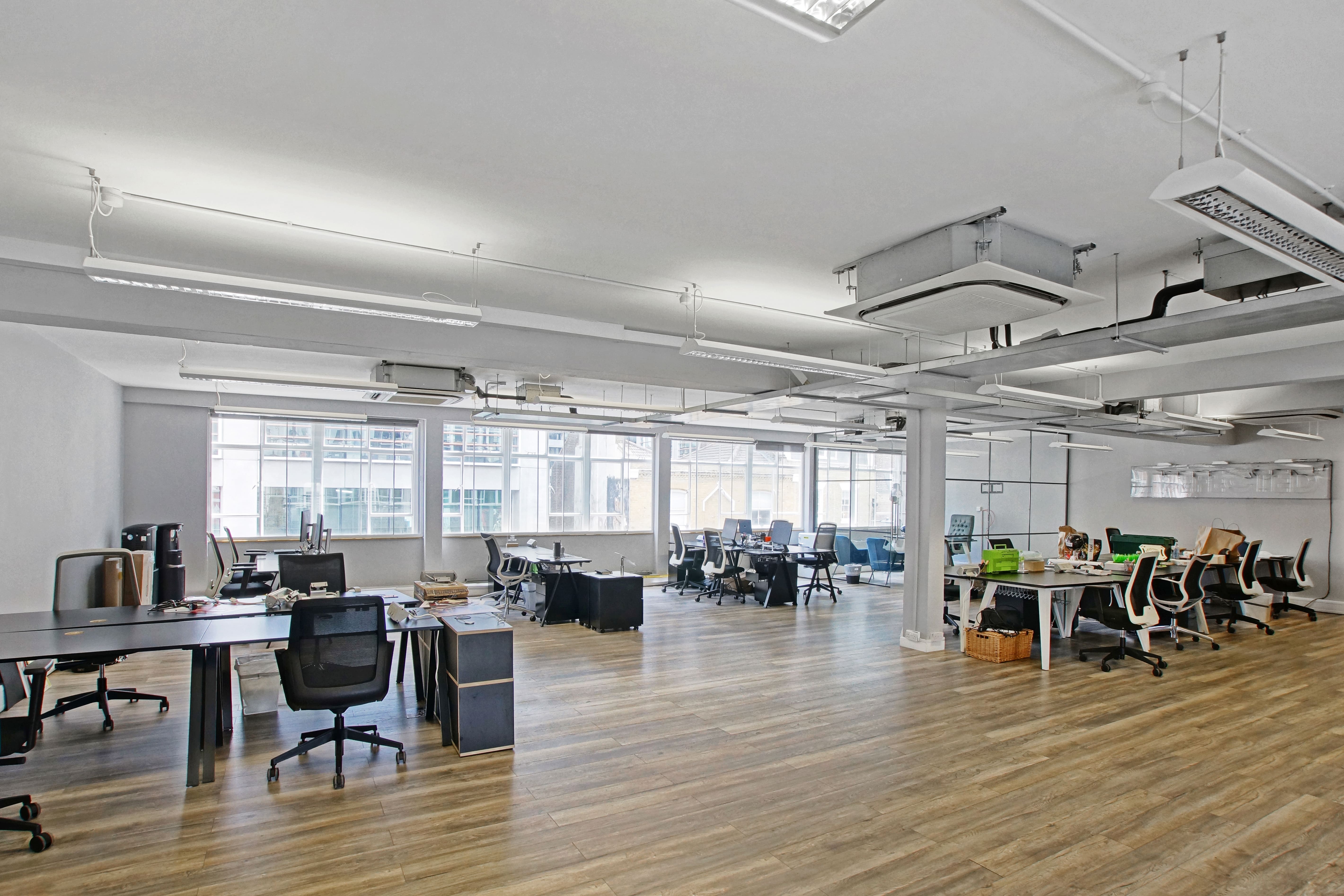 23 Curtain Road photo 3