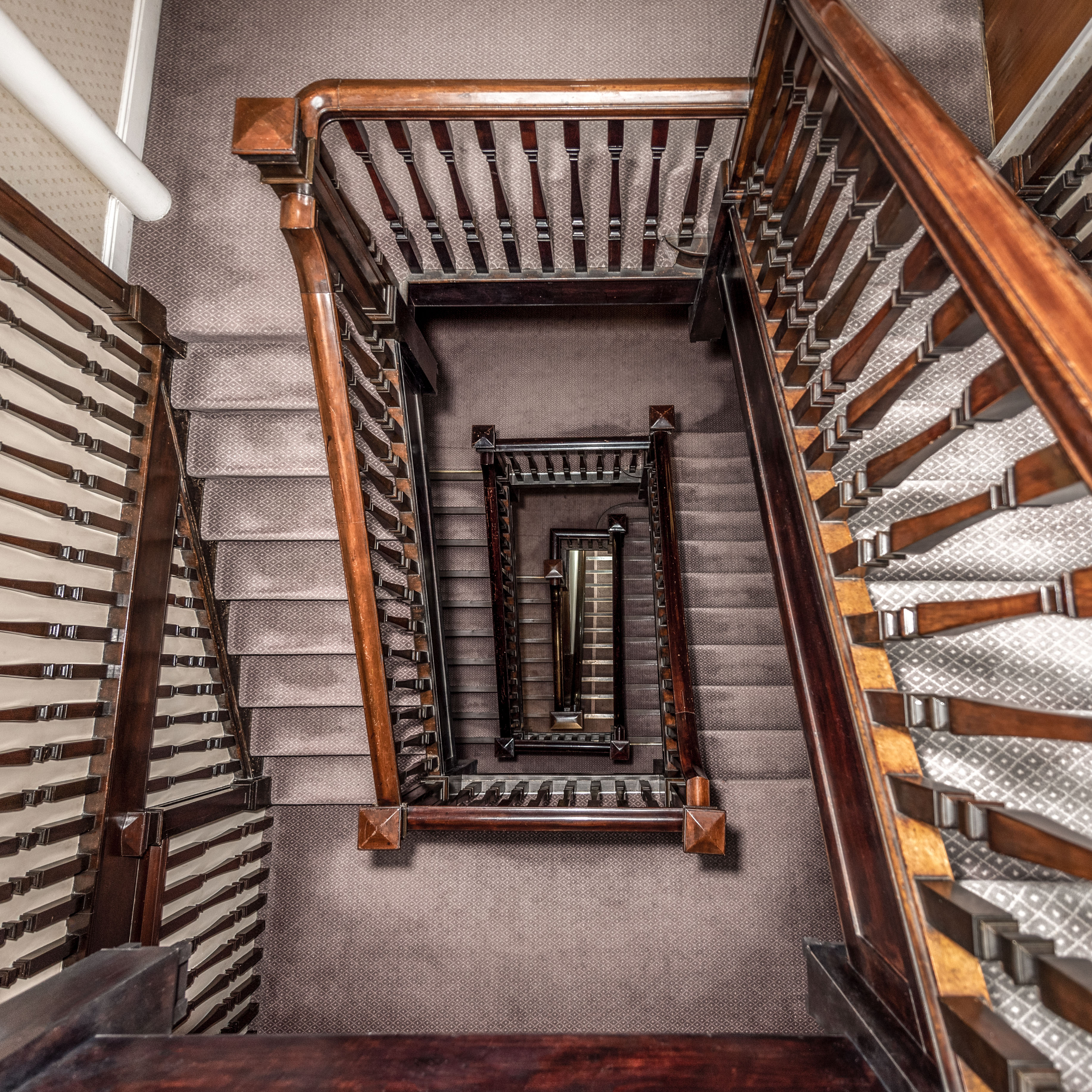 Vicarage House photo 8