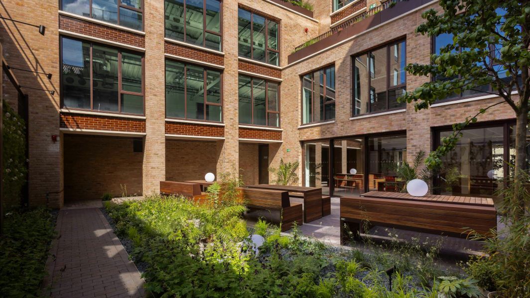 Loom Court  photo 6