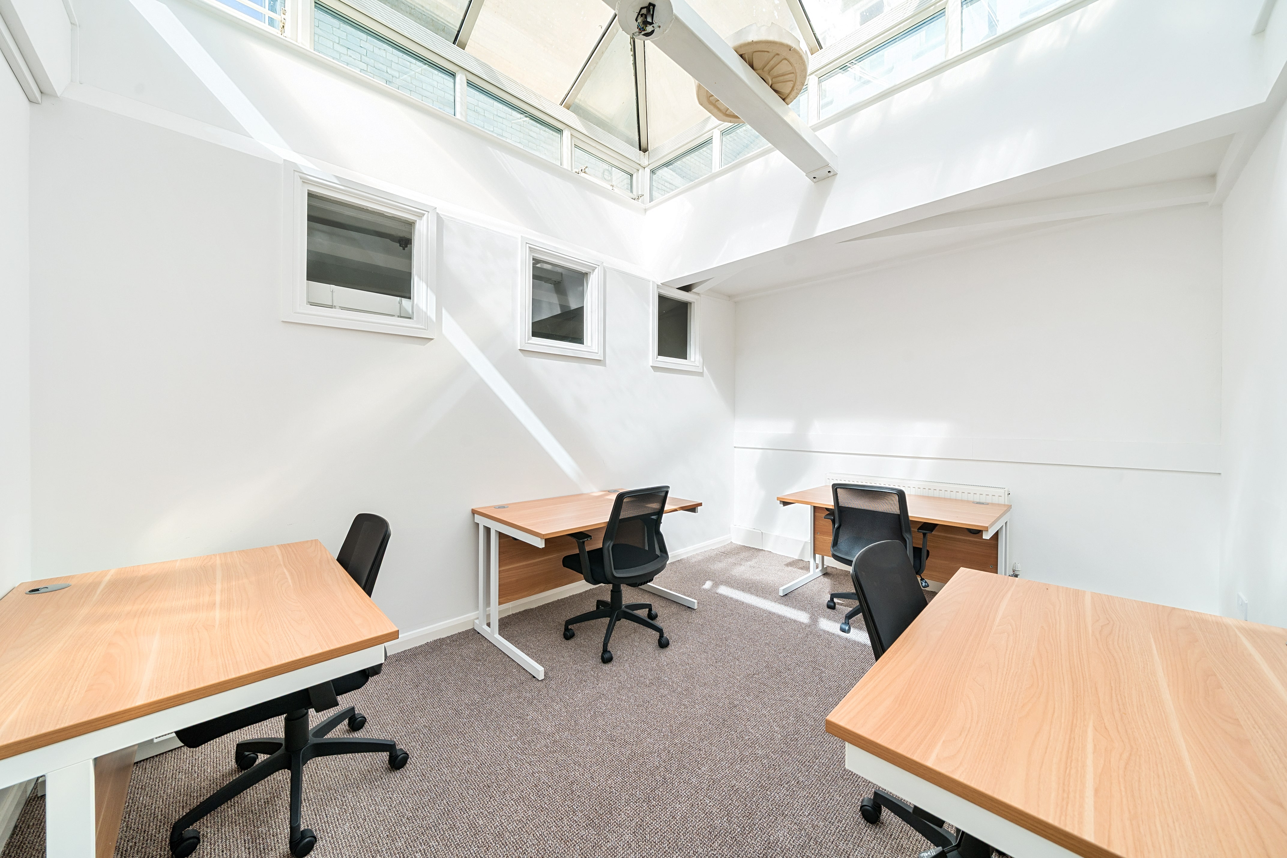 Hub 56 (Waterloo) photo 6
