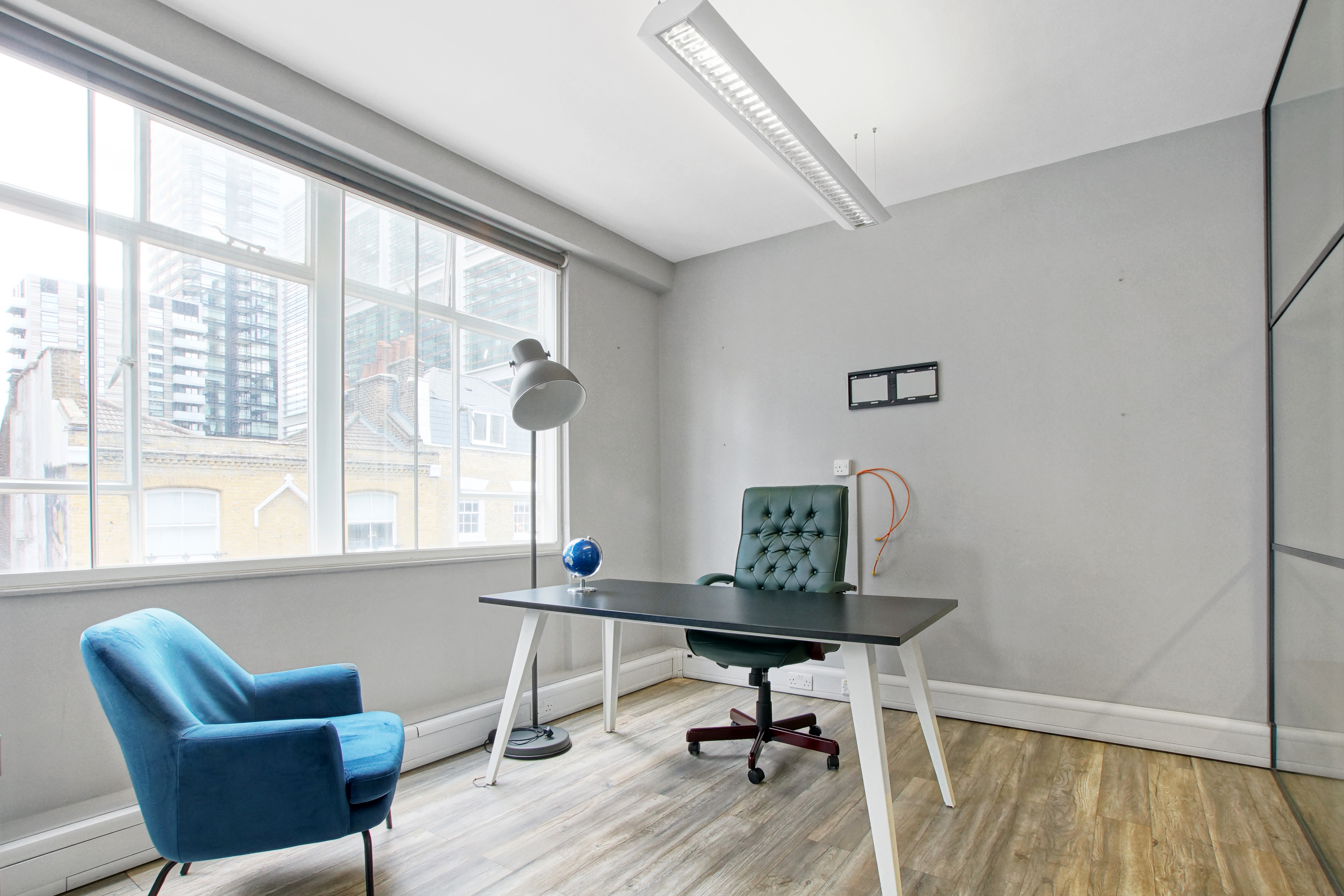 23 Curtain Road photo 10