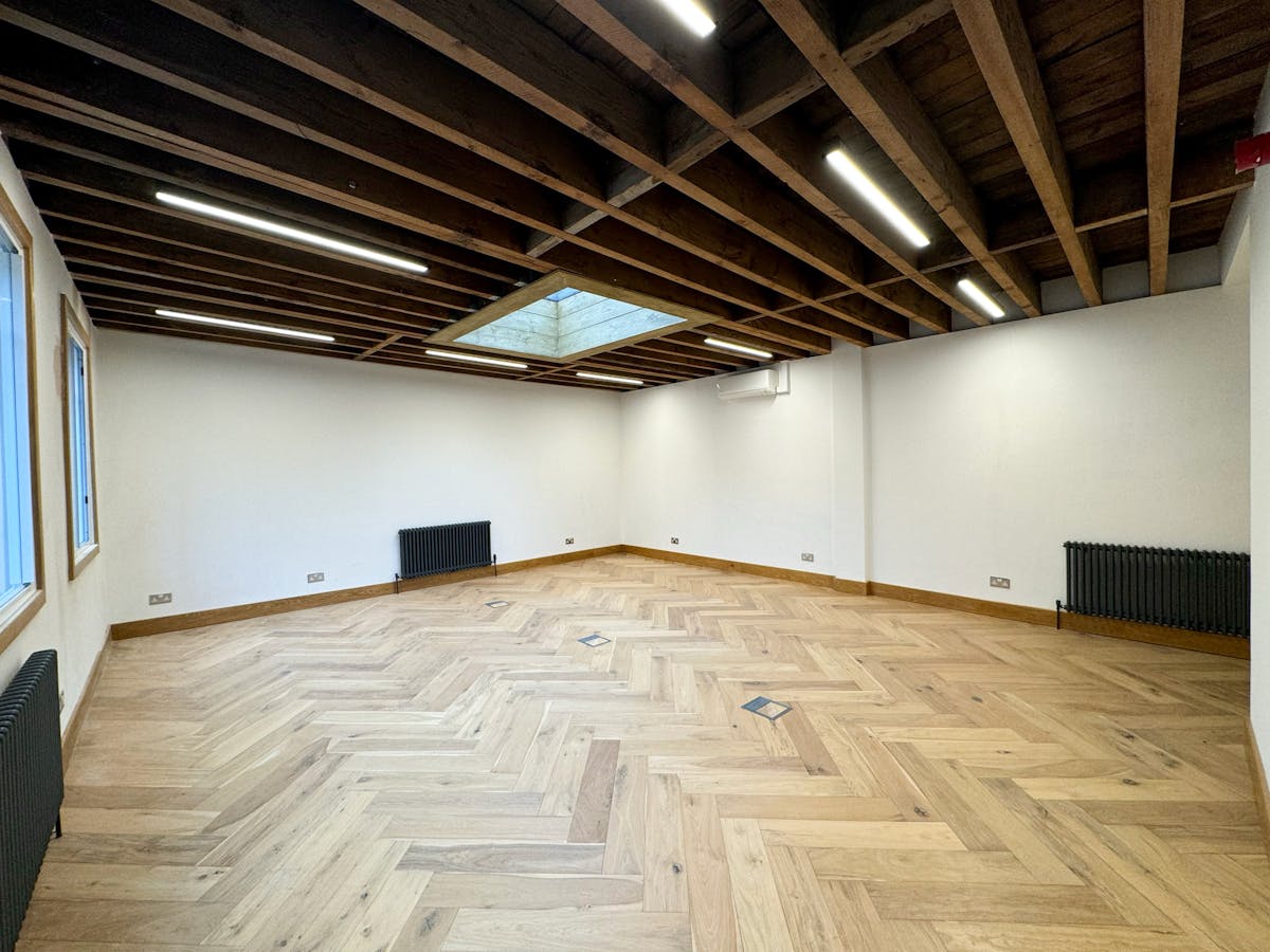  6 Grafton Mews photo 4