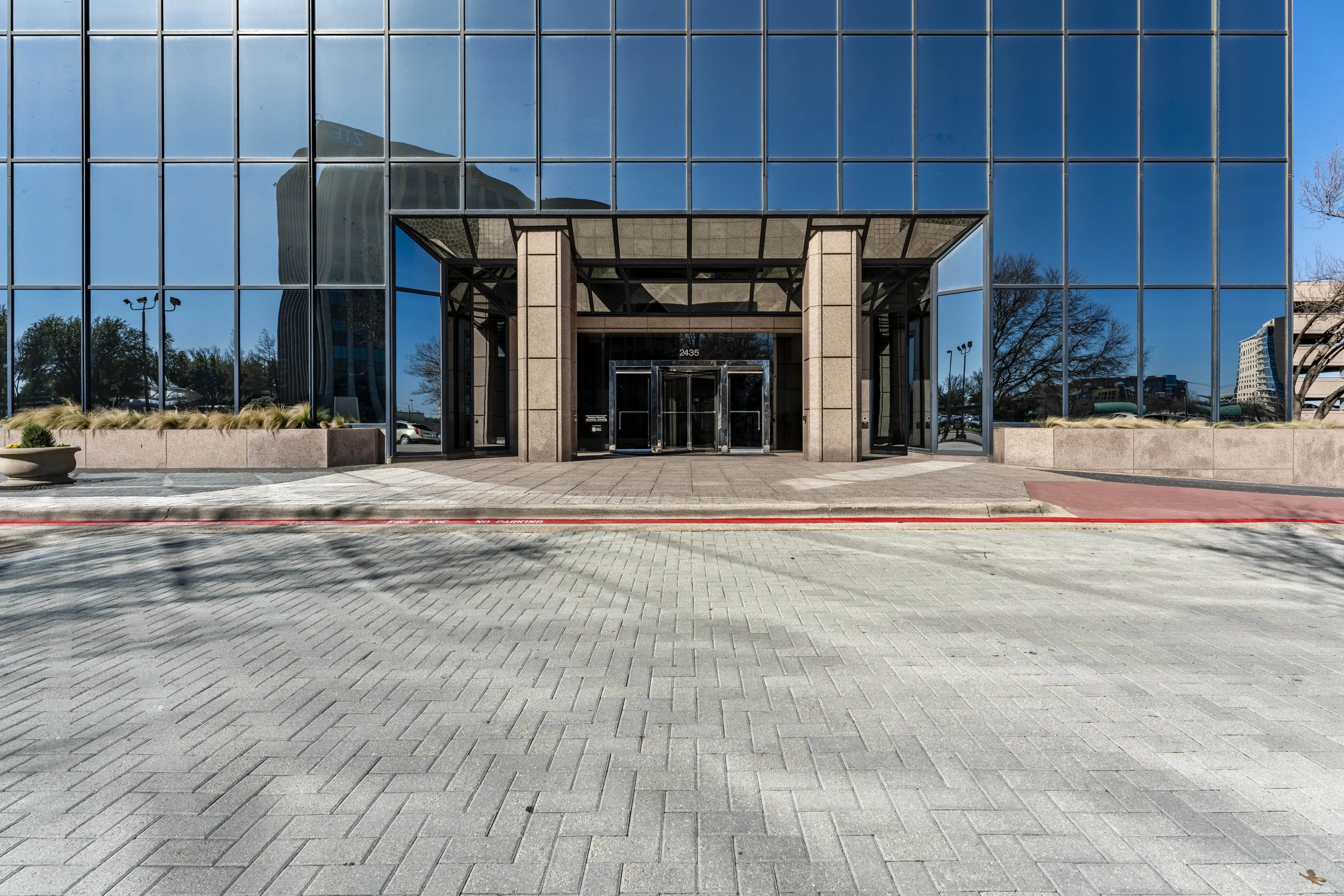 Palisades Central II