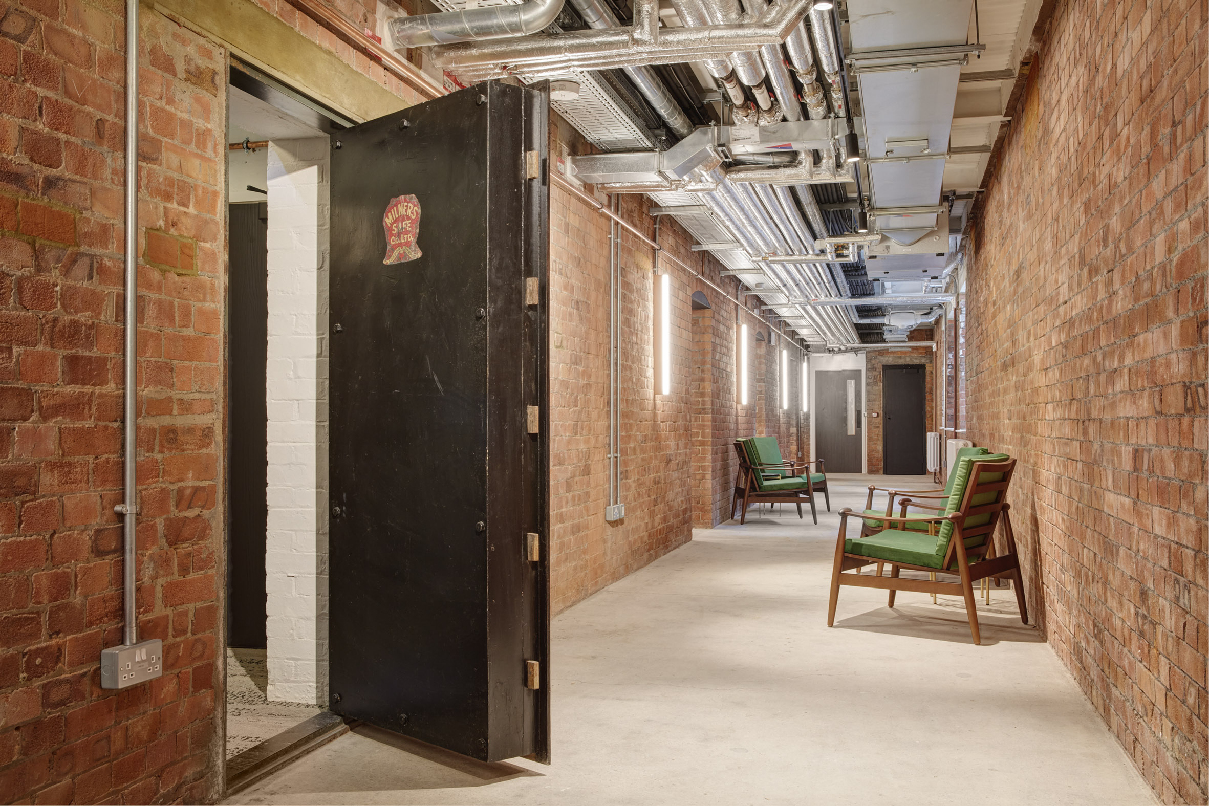 Bromley photo 6
