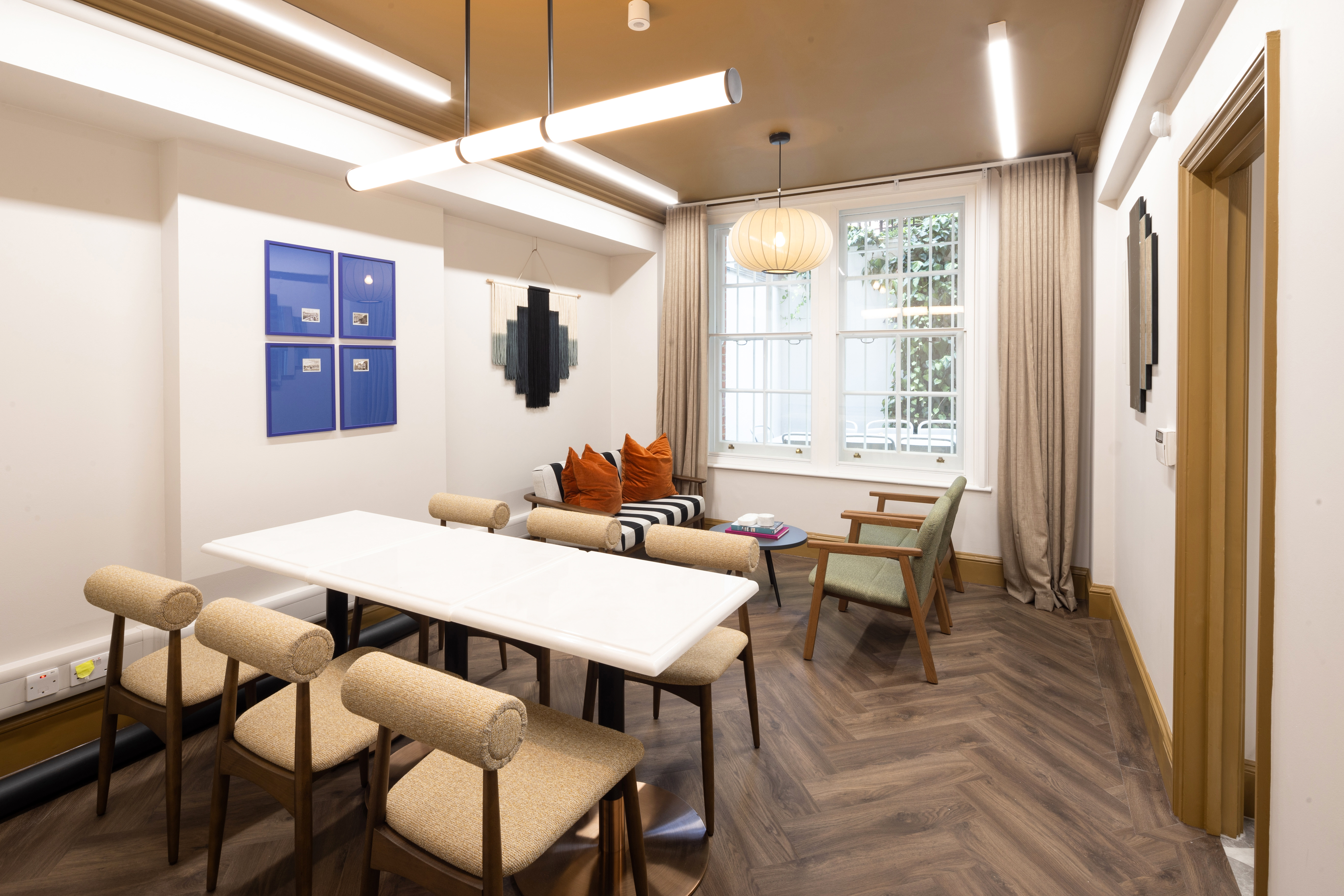 142 Buckingham Palace Road